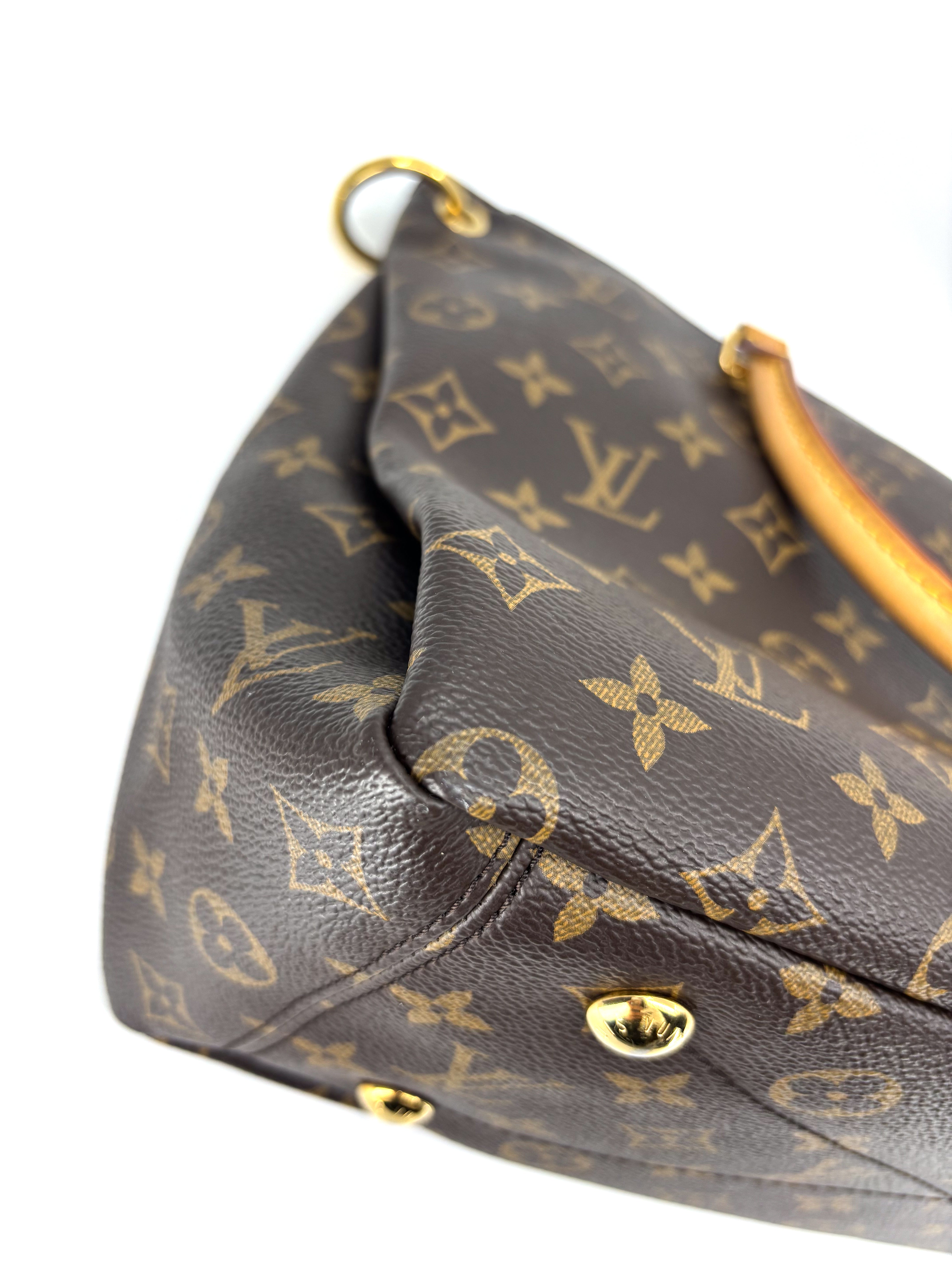 Louis Vuitton Pallas Tote Bag in Aurore Monogram Canvas