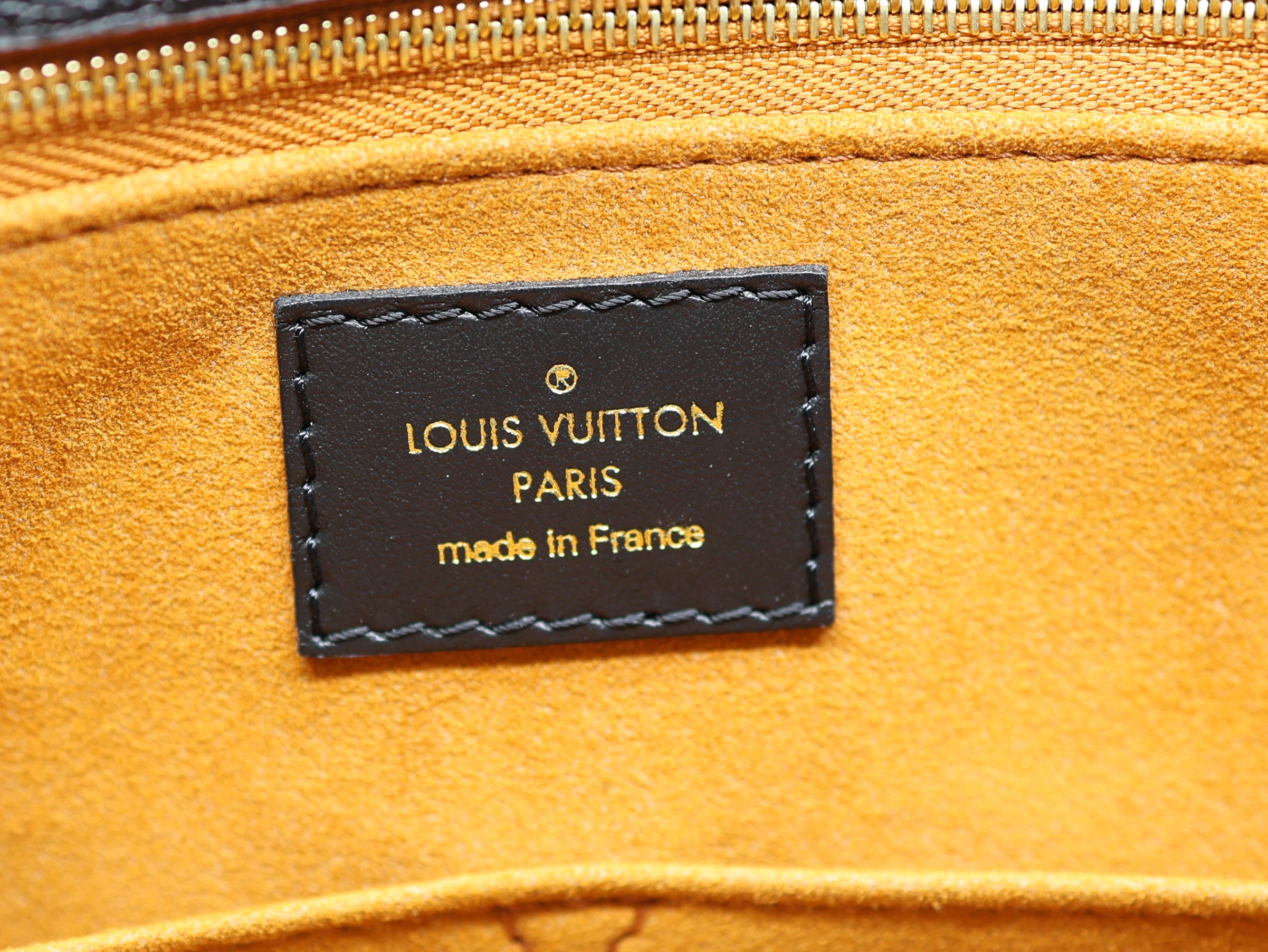 Louis Vuitton  OnTheGo Empreinte Monogram Giant  MM