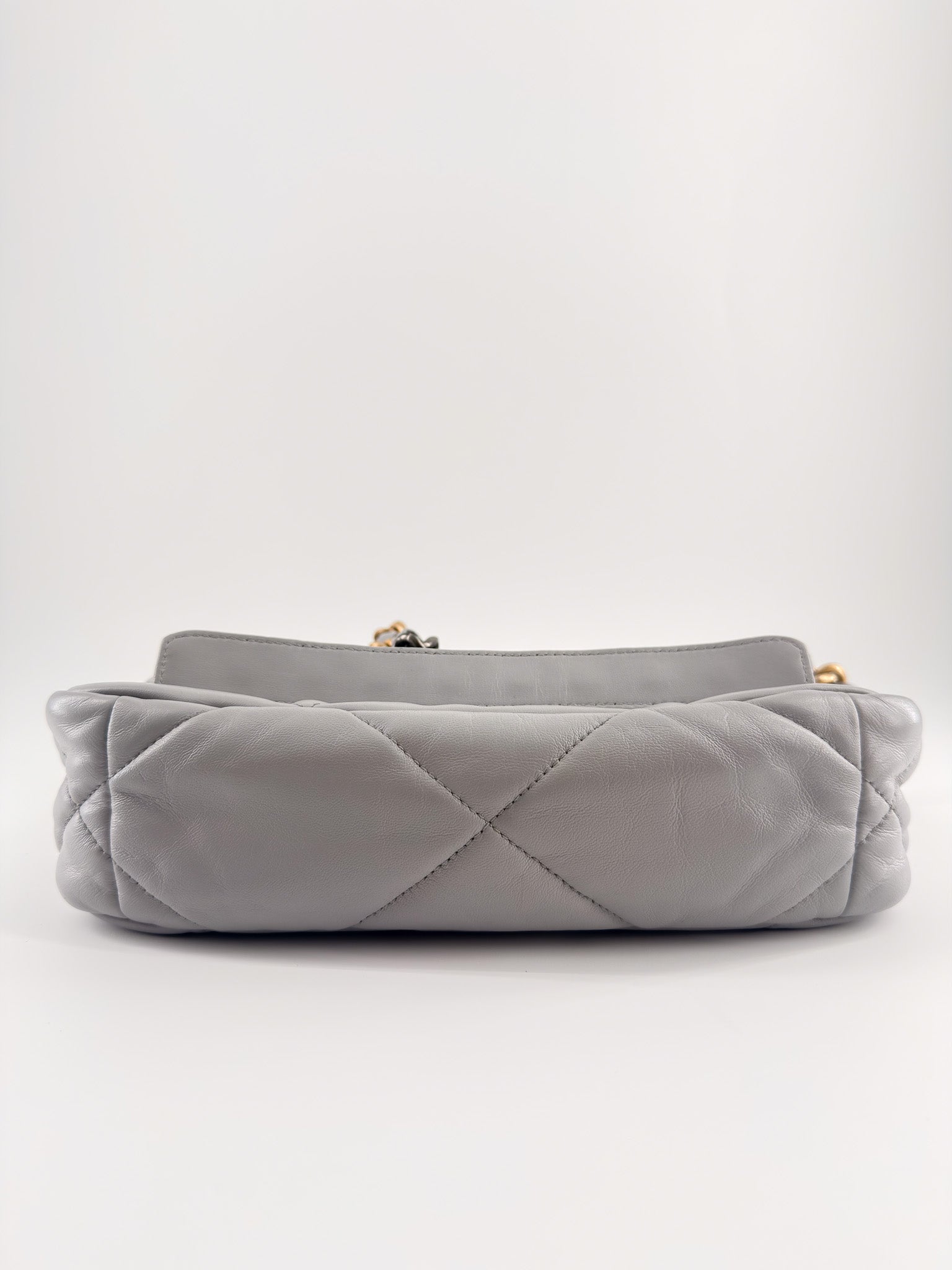 Chanel 19 Flap Small 21B Grey Lambskin