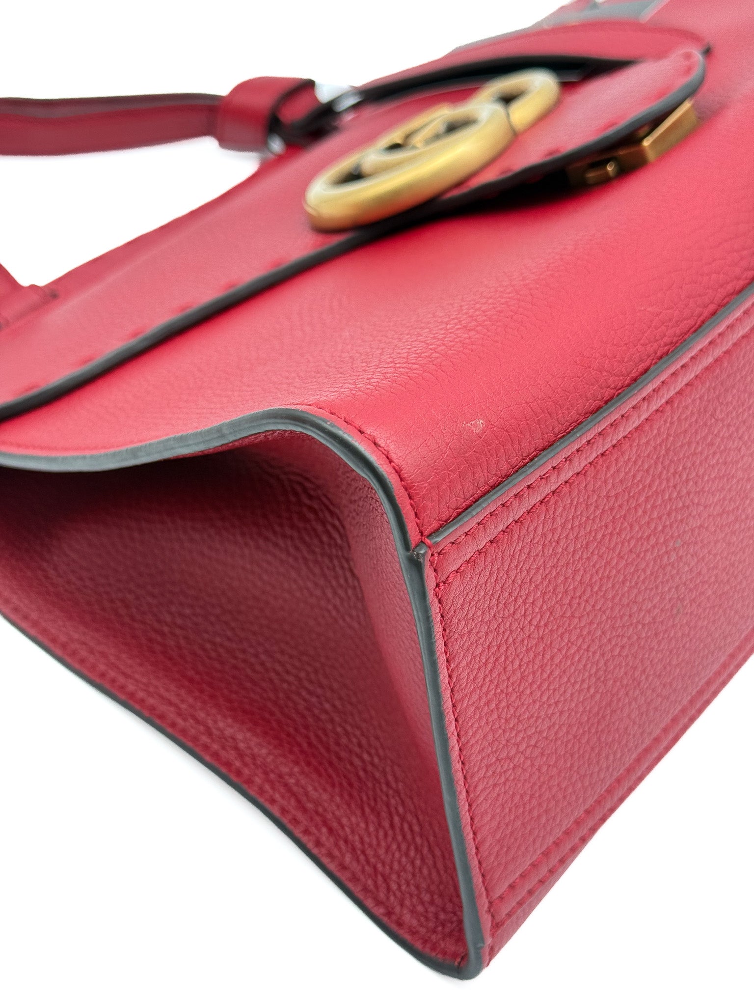 Gucci Marmont Top Handle Bag Red Pebbled Small