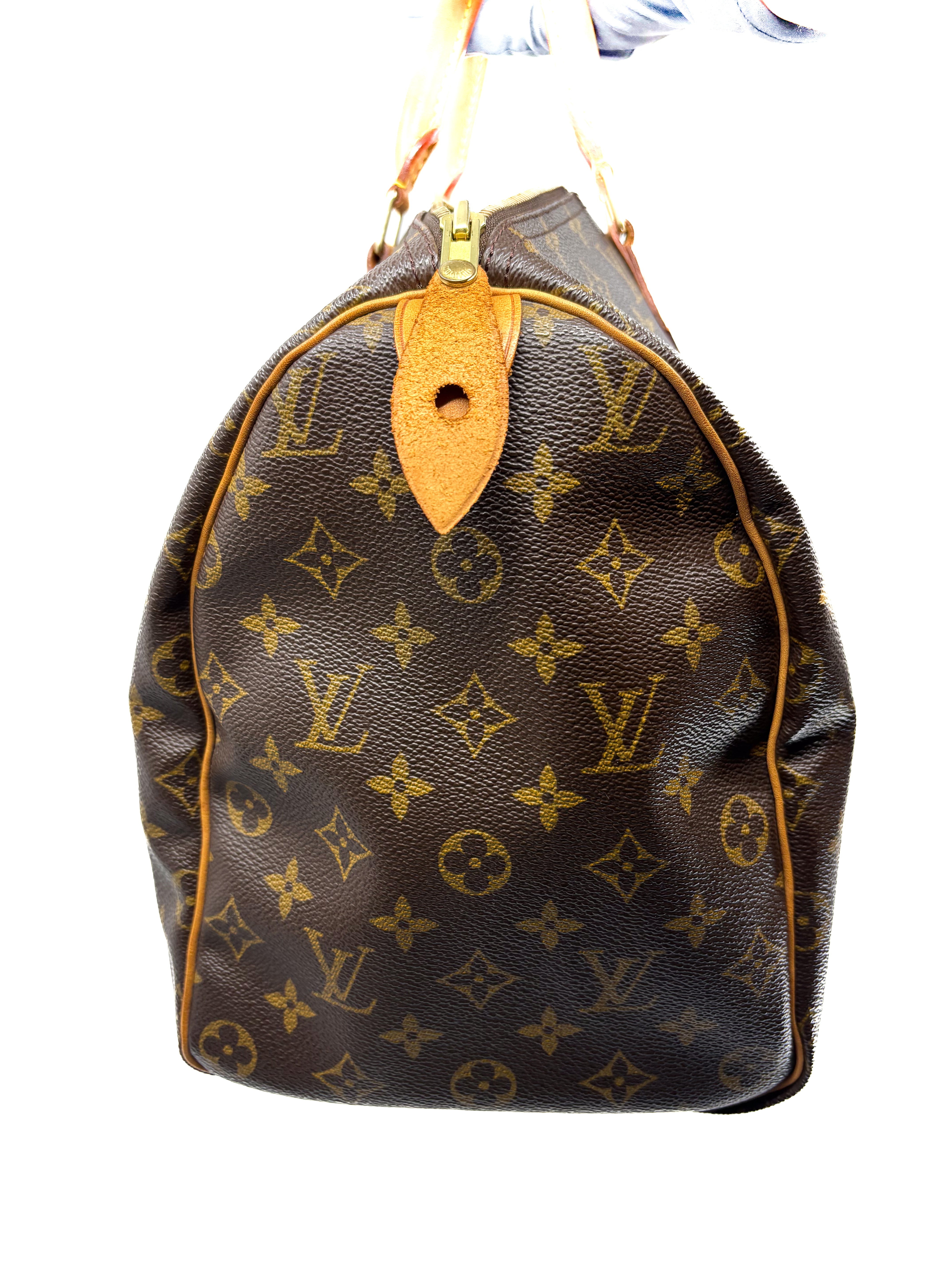 Louis Vuitton Speedy 40 Monogram Canvas