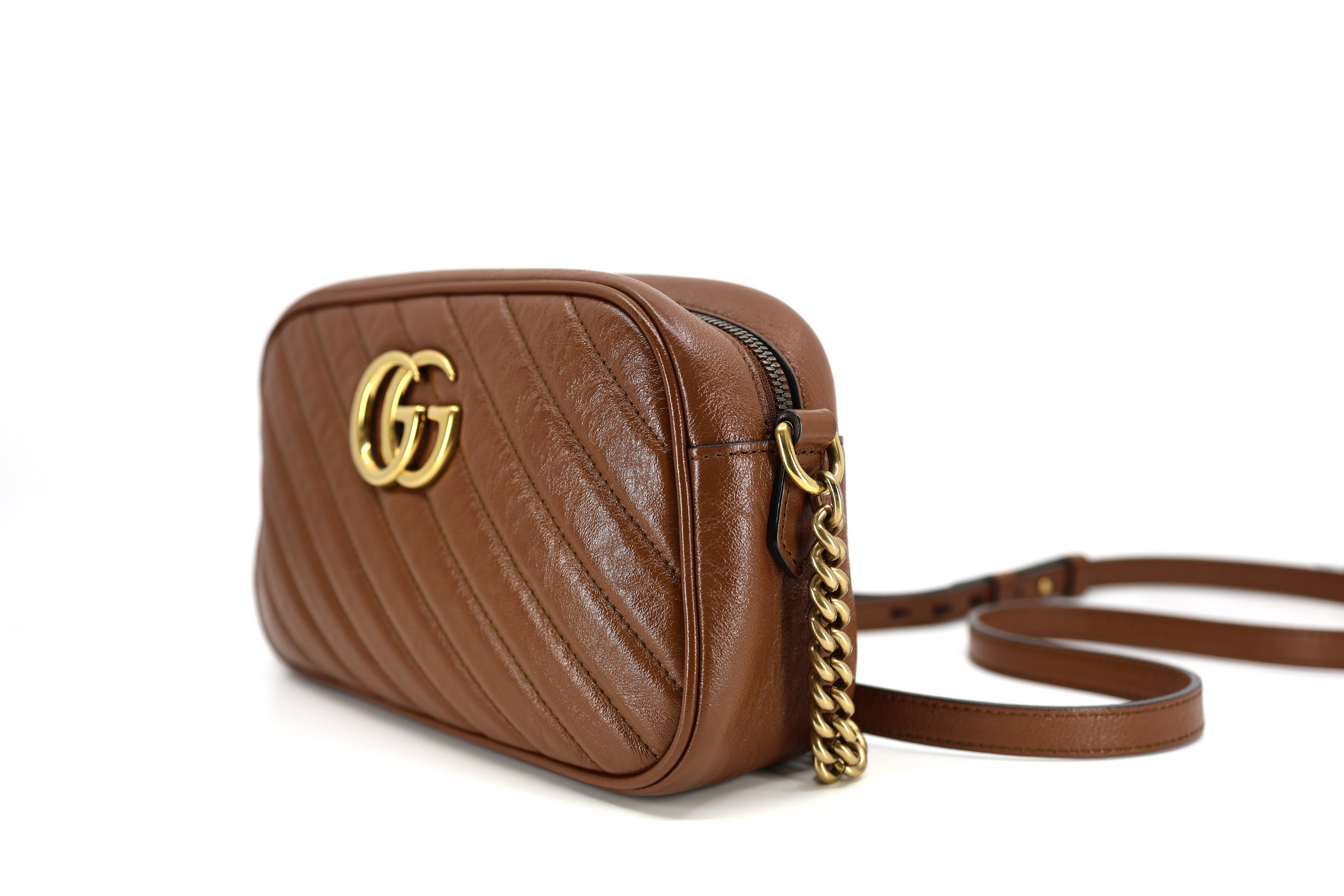 Gucci GG Marmont  Glazed Calfskin Small Chain Shoulder Bag Cuir