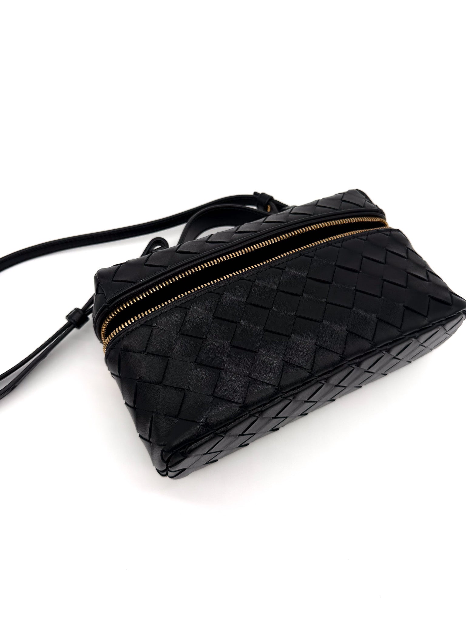 Bottega Veneta Calfskin Intrecciato Bang Bang Vanity Case