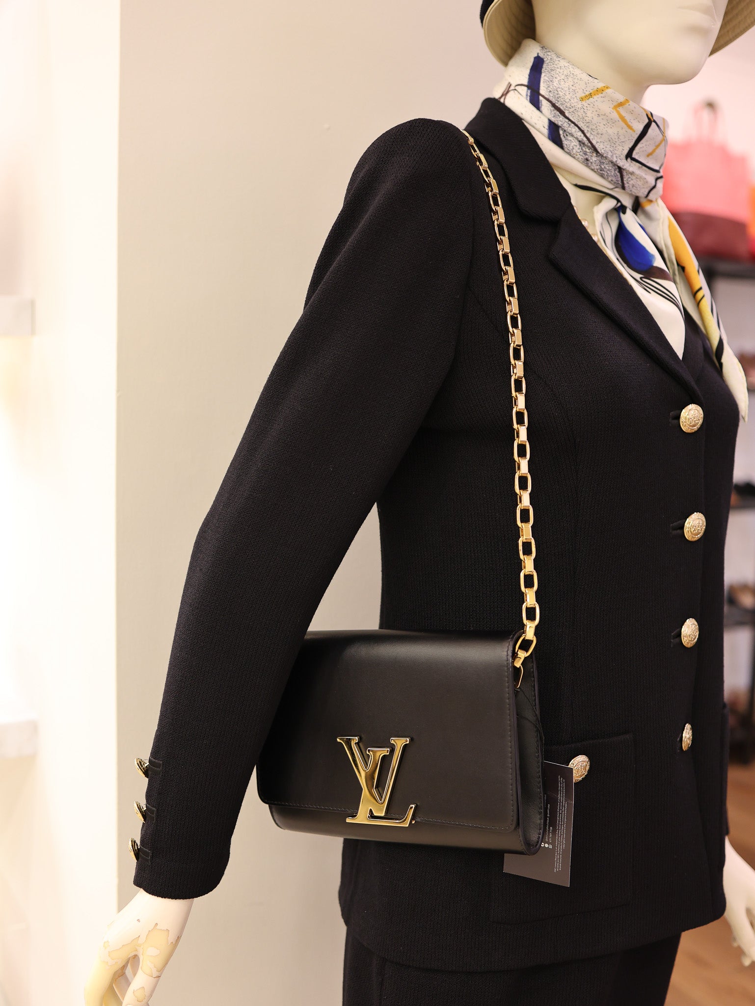 Louis Vuitton Calfskin Chain Louise MM Black