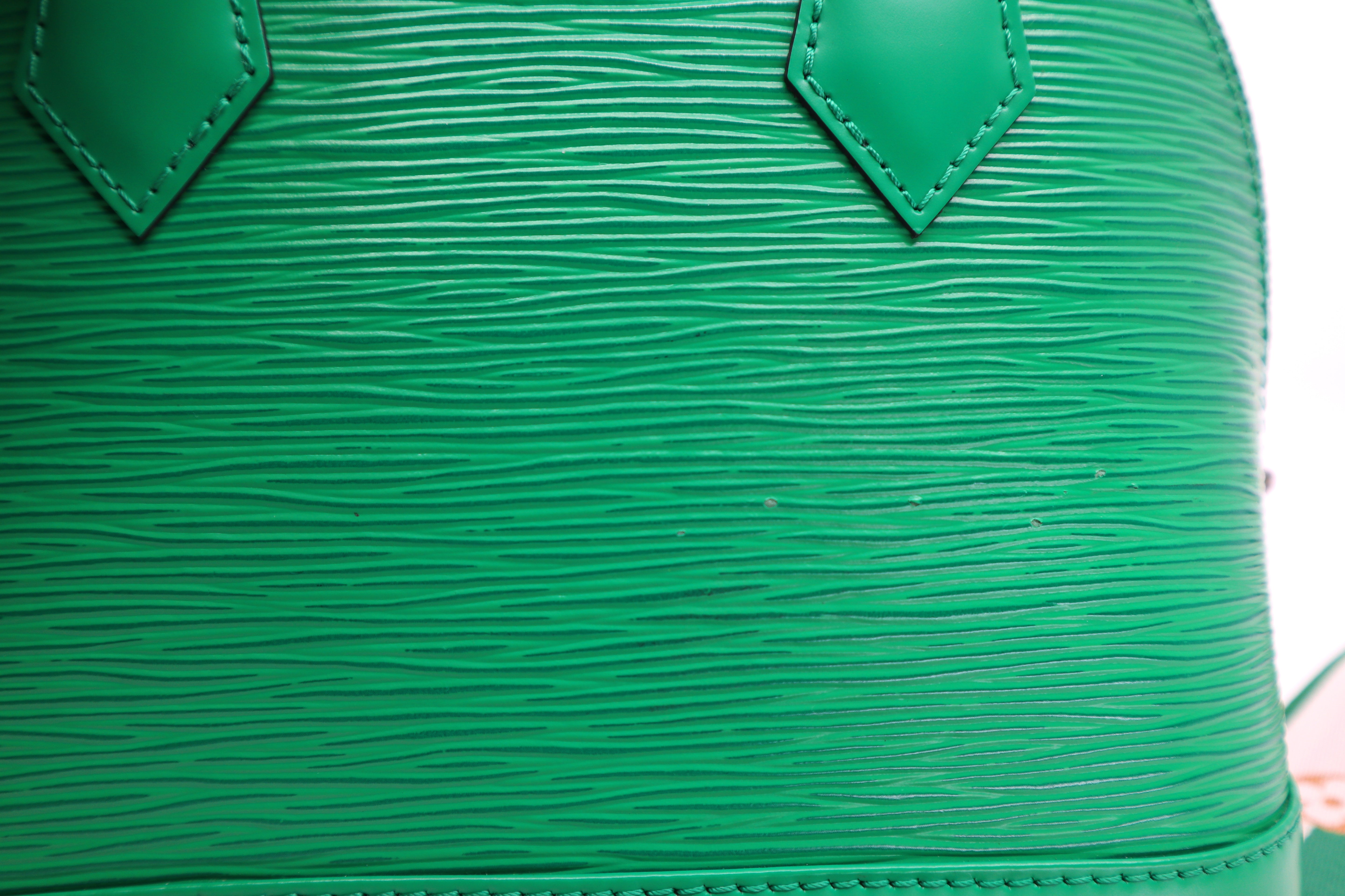 Louis Vuitton BB Alma Green Epi Leather (Microchip)