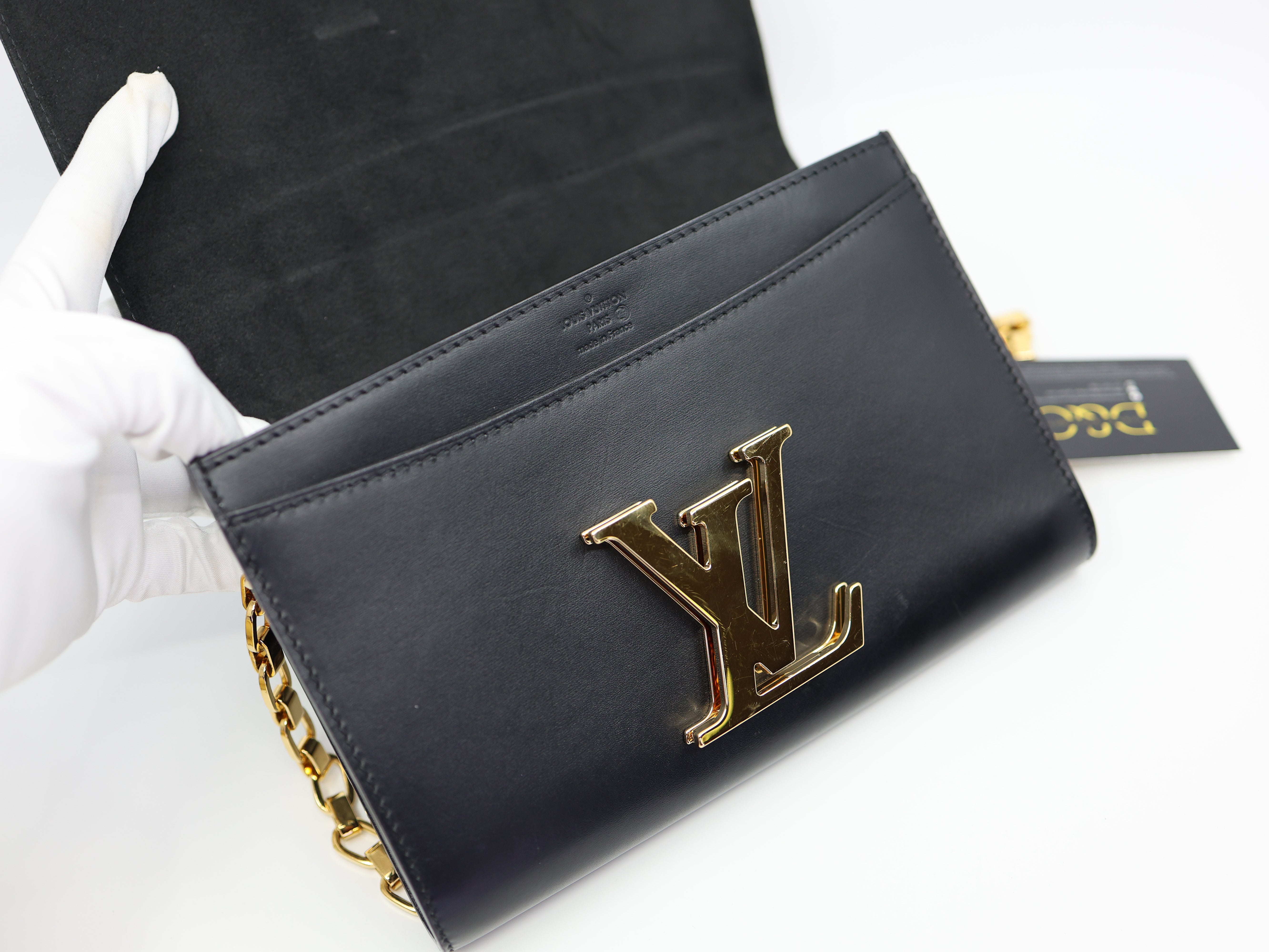 Louis Vuitton Calfskin Chain Louise MM Black