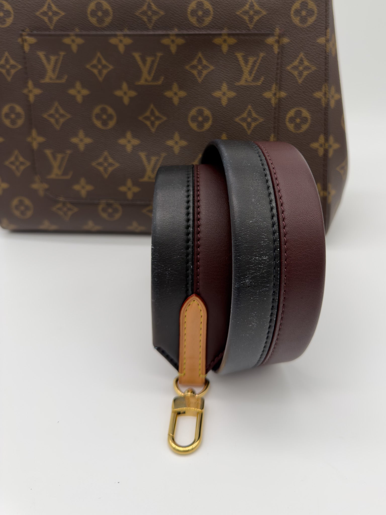 Louis Vuitton Monogram Cluny MM Bordeaux Navy