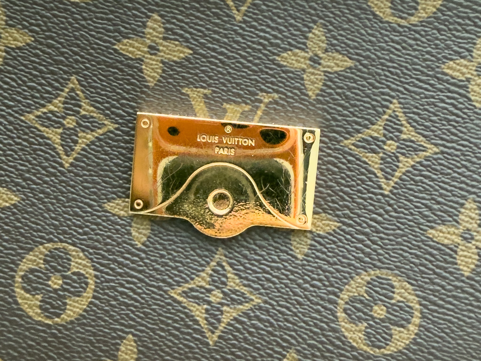 Louis Vuitton Monogram Cluny MM Bordeaux Navy