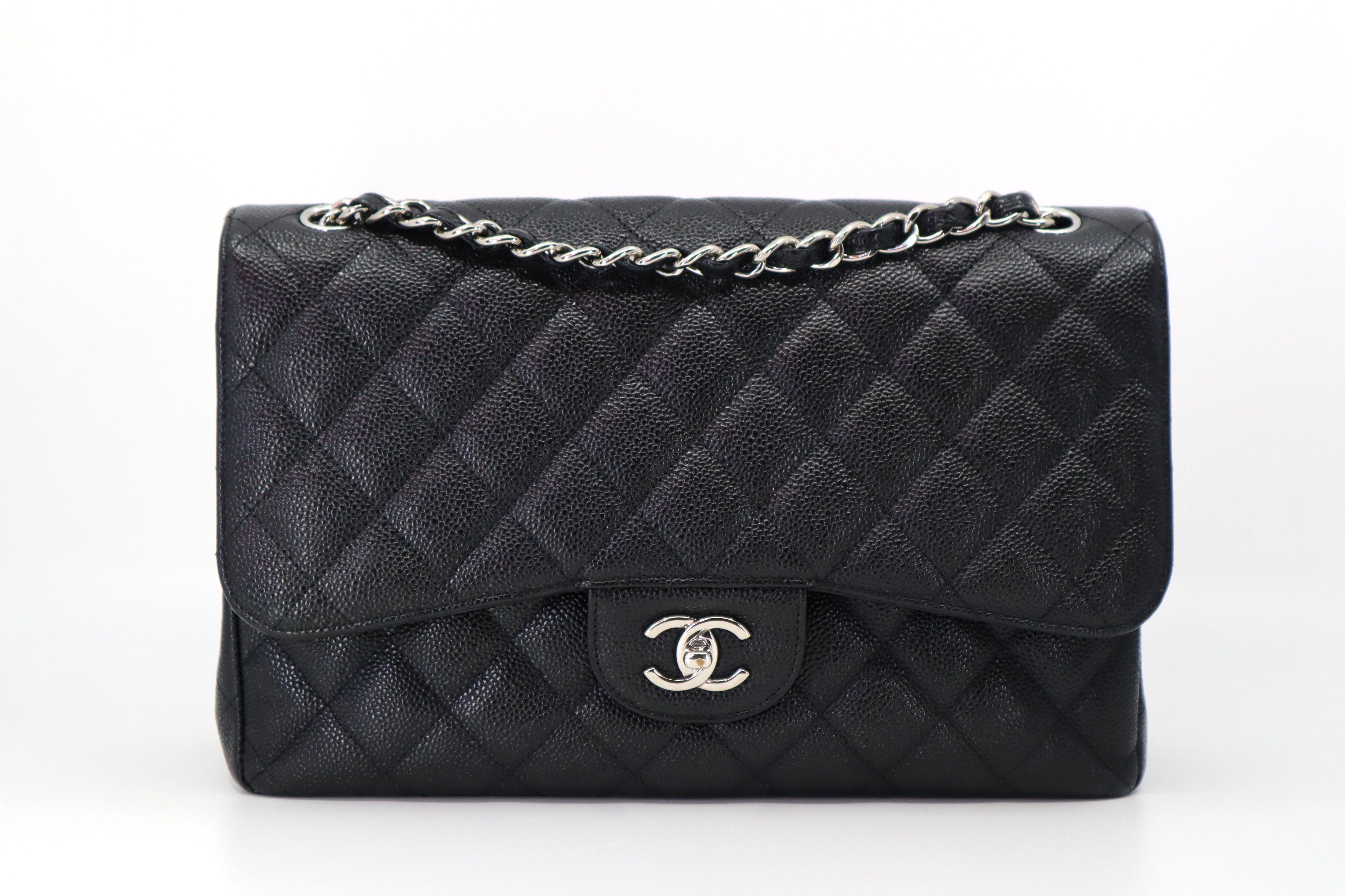 Chanel Classic Jumbo Double Flap Caviar in Silver hardware