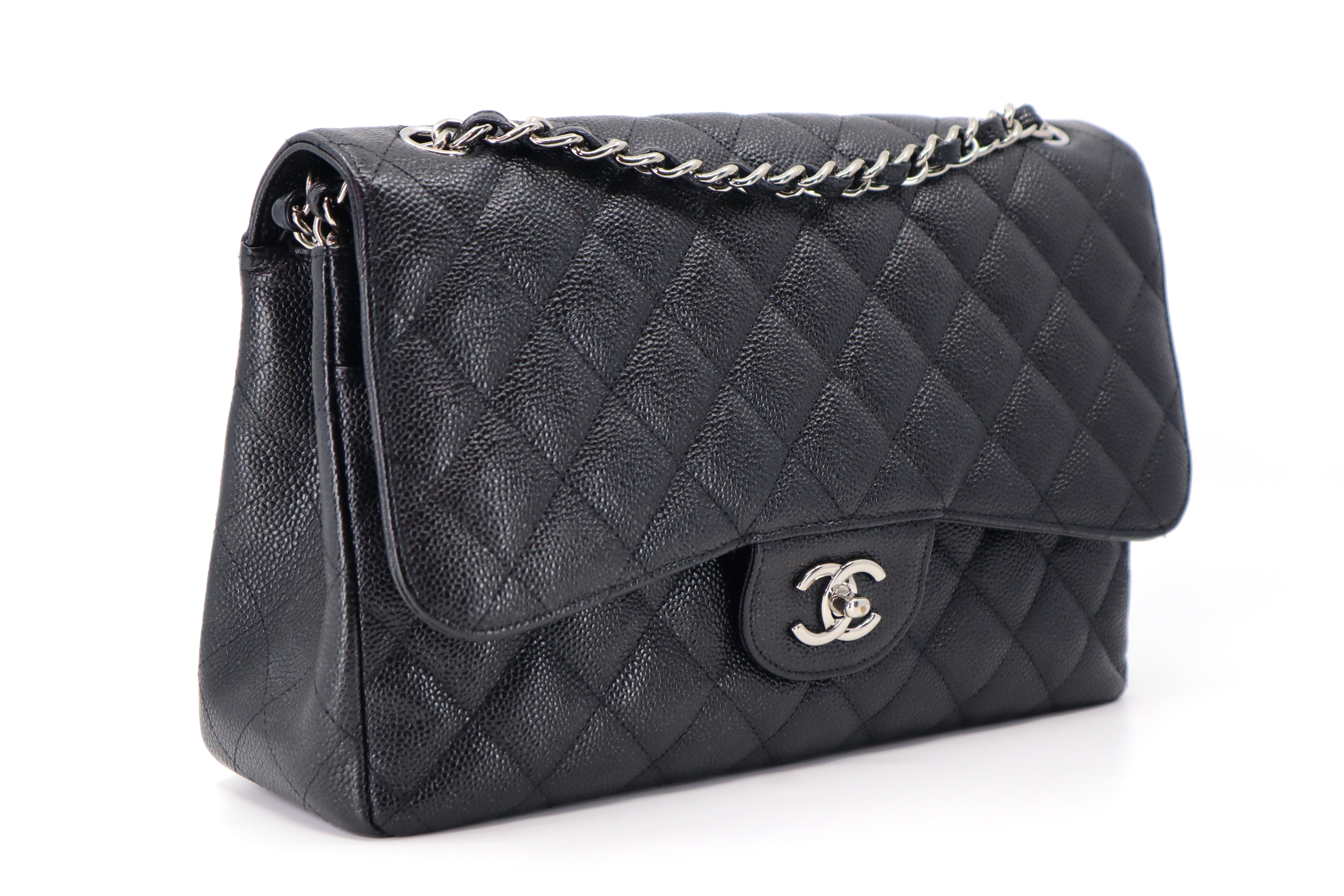 Chanel Classic Jumbo Double Flap Caviar in Silver hardware