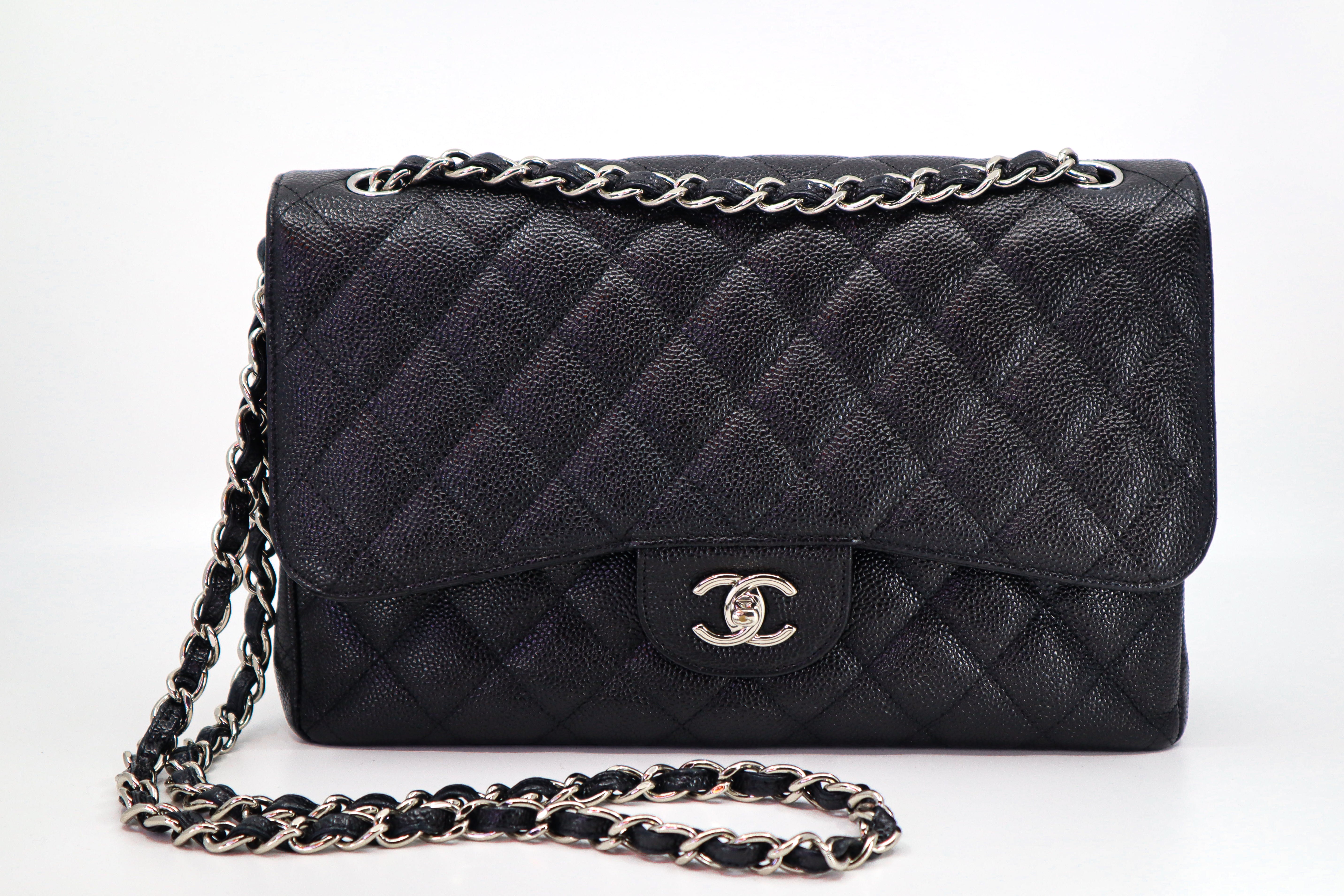 Chanel Classic Jumbo Double Flap Caviar in Silver hardware