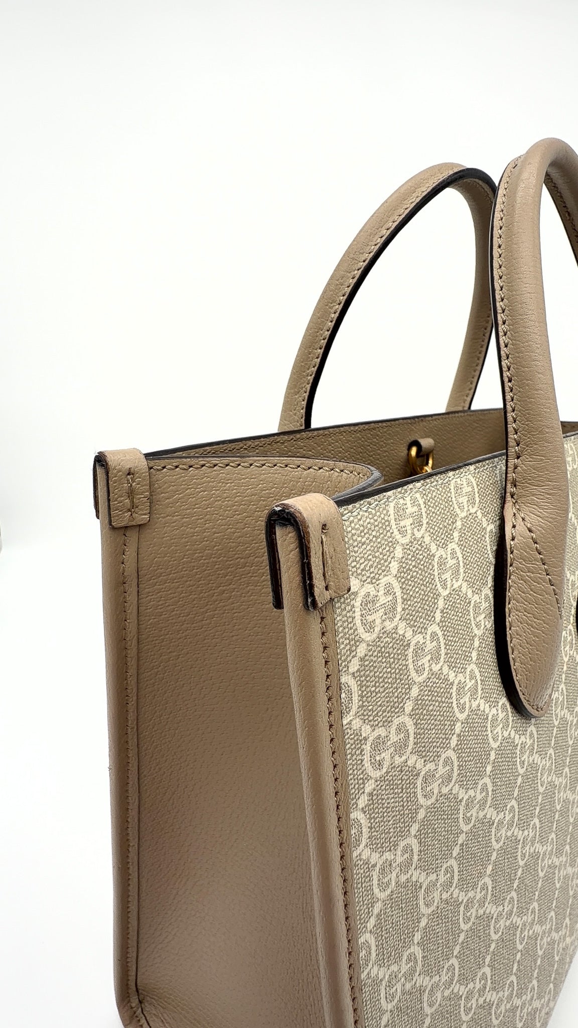 Gucci GG Supreme Monogram Textured Dollar Calfskin Interlocking G Tote Bag