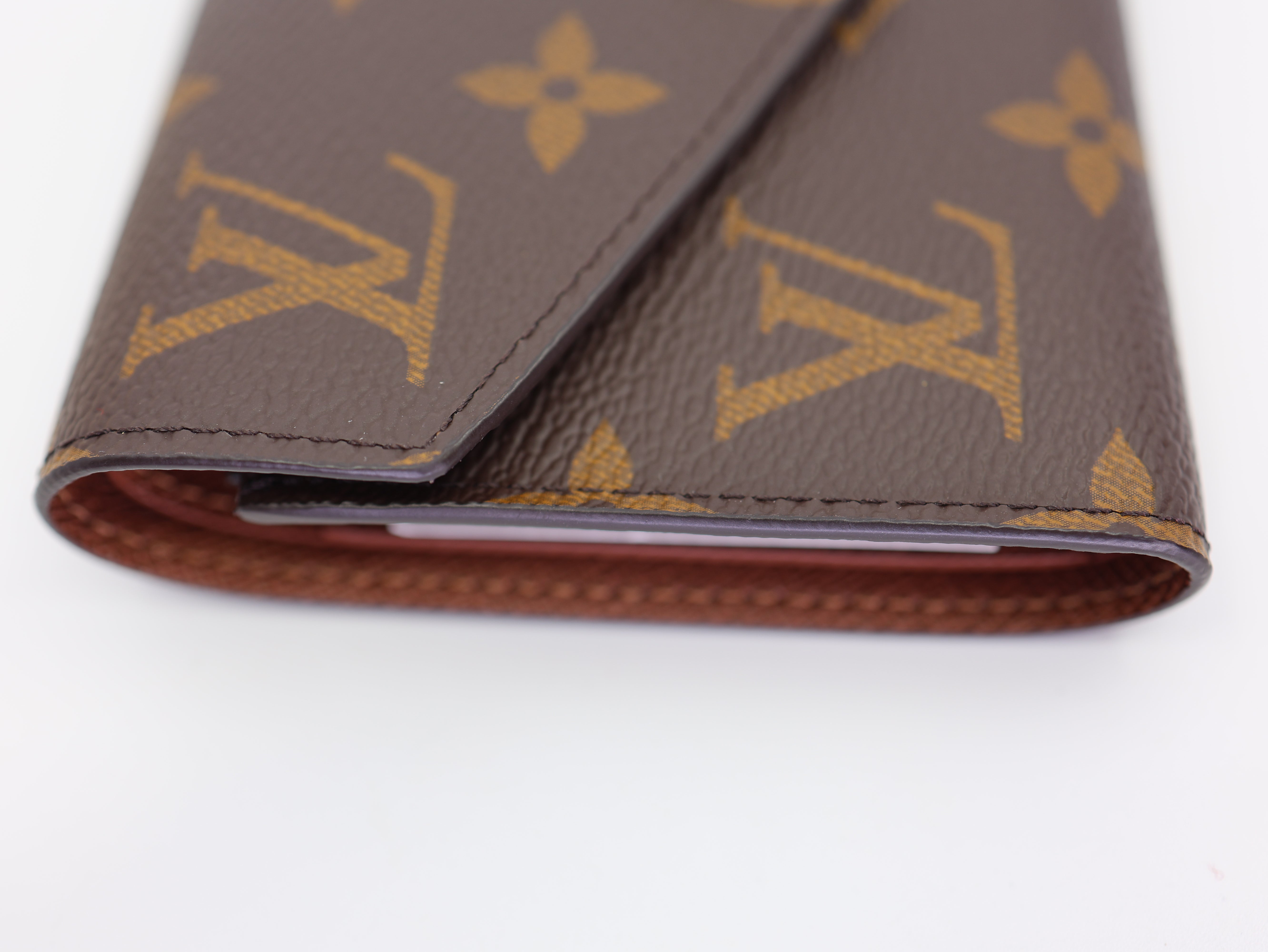 LOUIS VUITTON Victorine Wallet