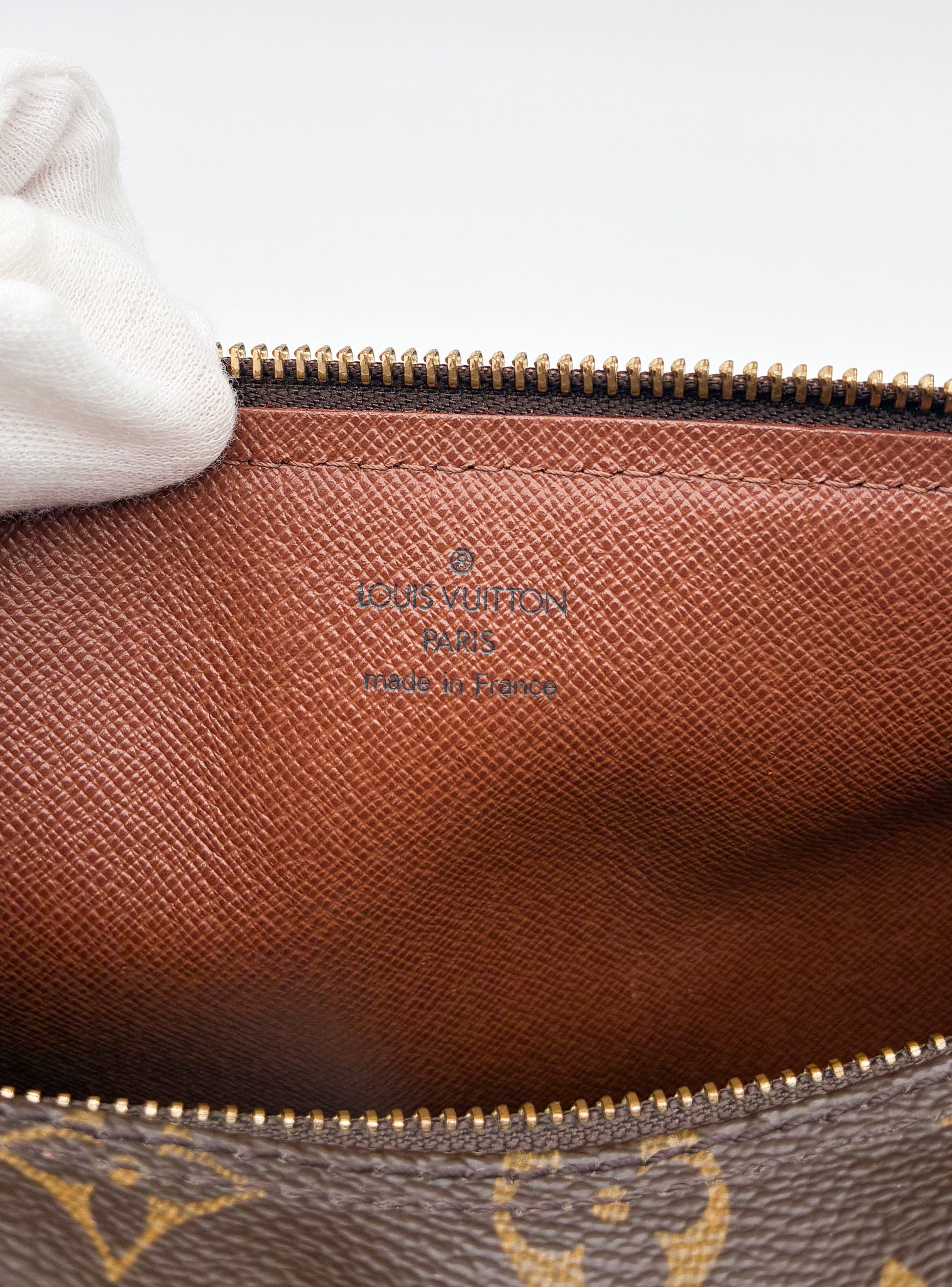 LOUIS VUITTON Monogram Papillon 26