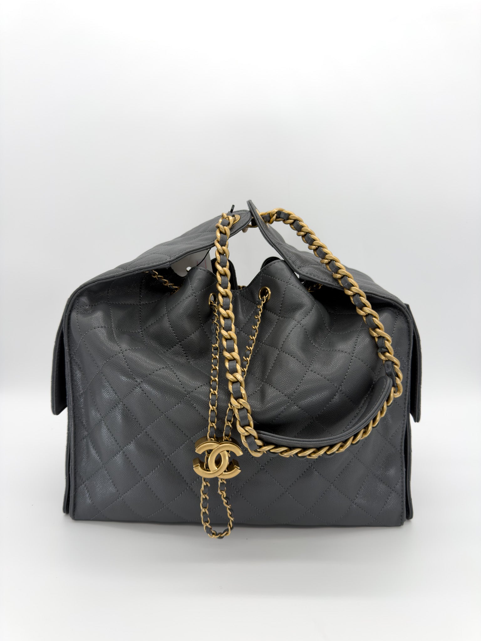 Chanel 25 Medium hobo Bag Dark Grey Caviar GHW