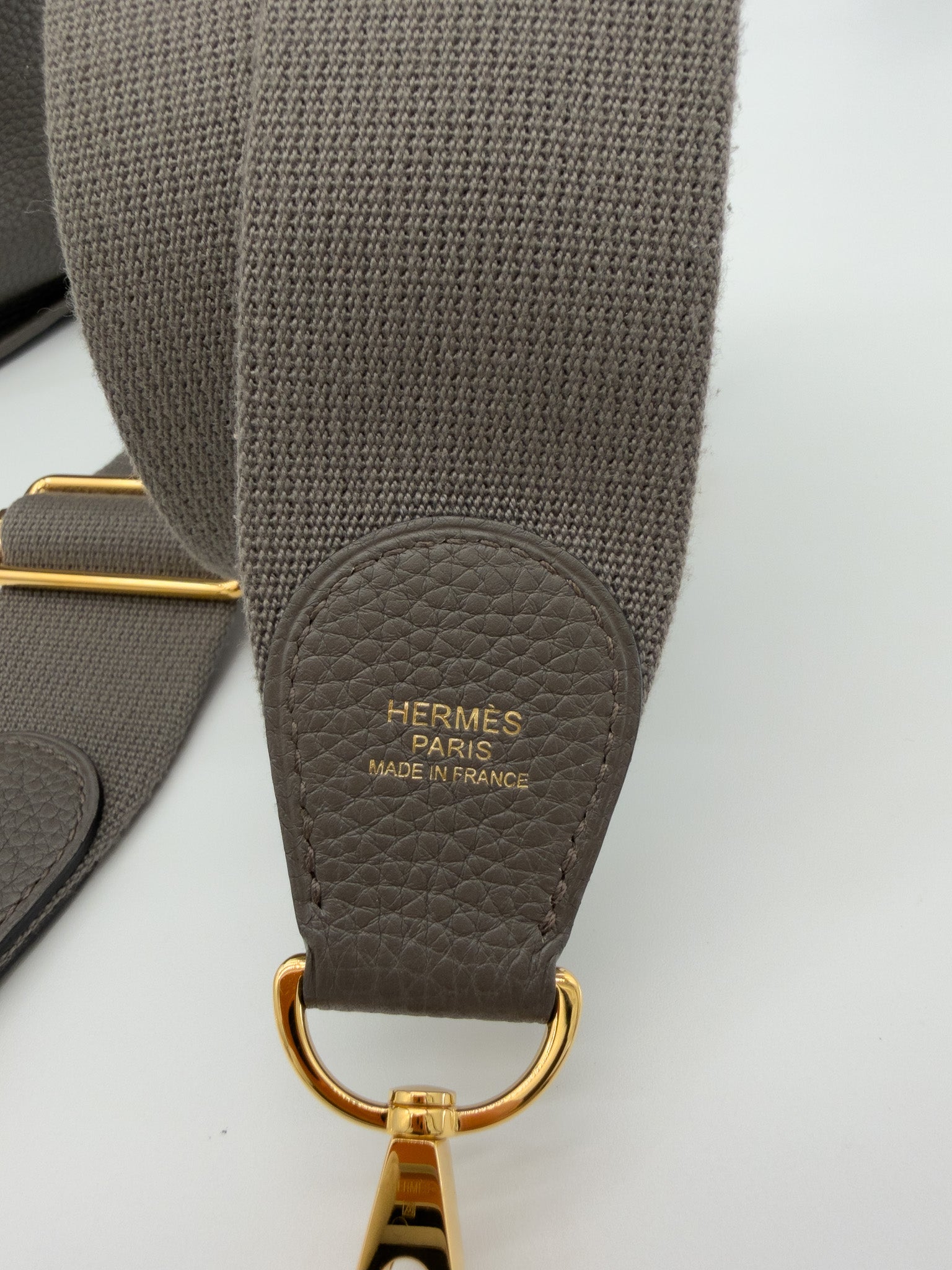 Hermes Taurillon Clemence EVELYNE III 29 PM Etain