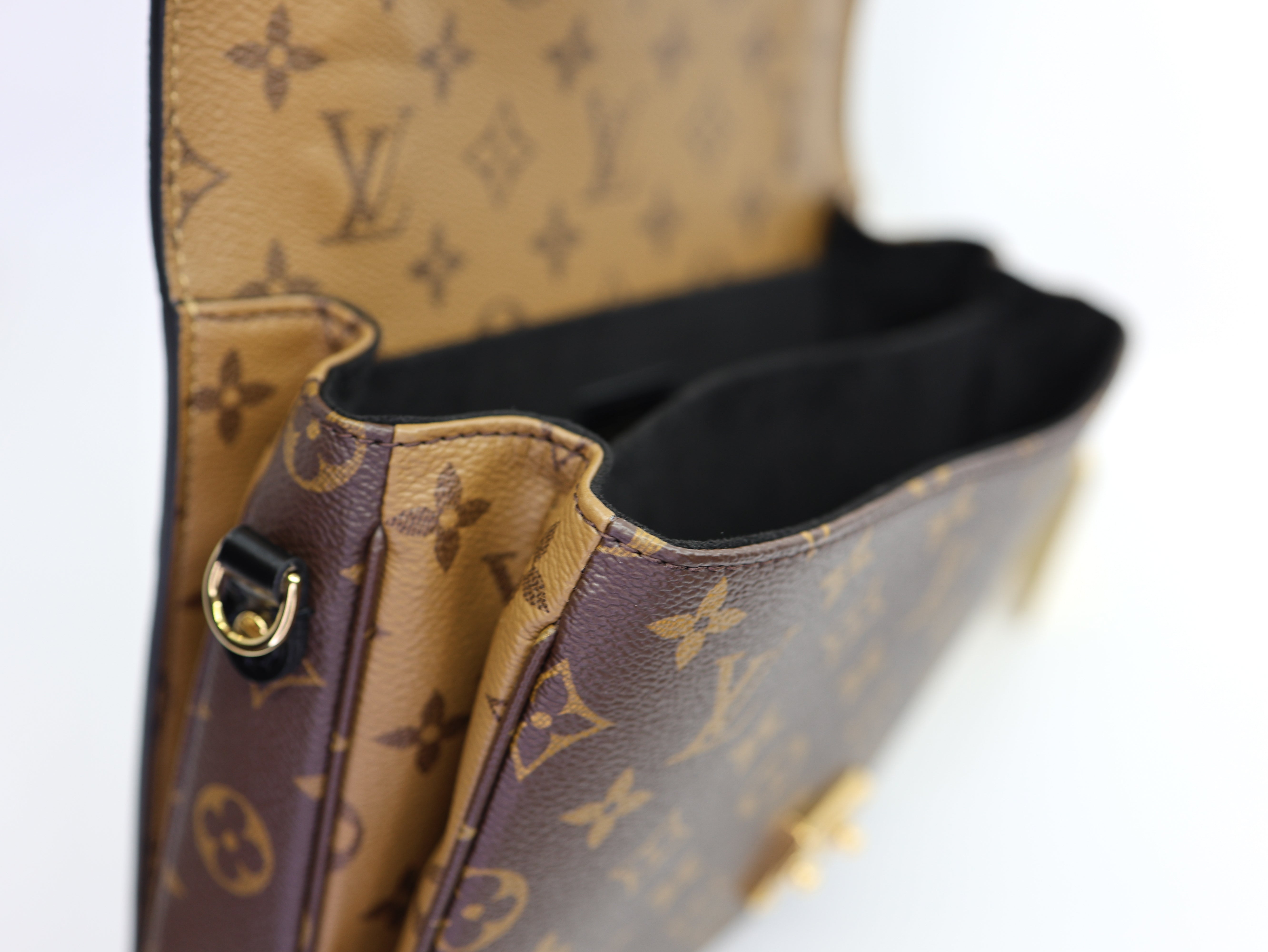 Louis Vuitton  Reverse Monogram Pochette Metis