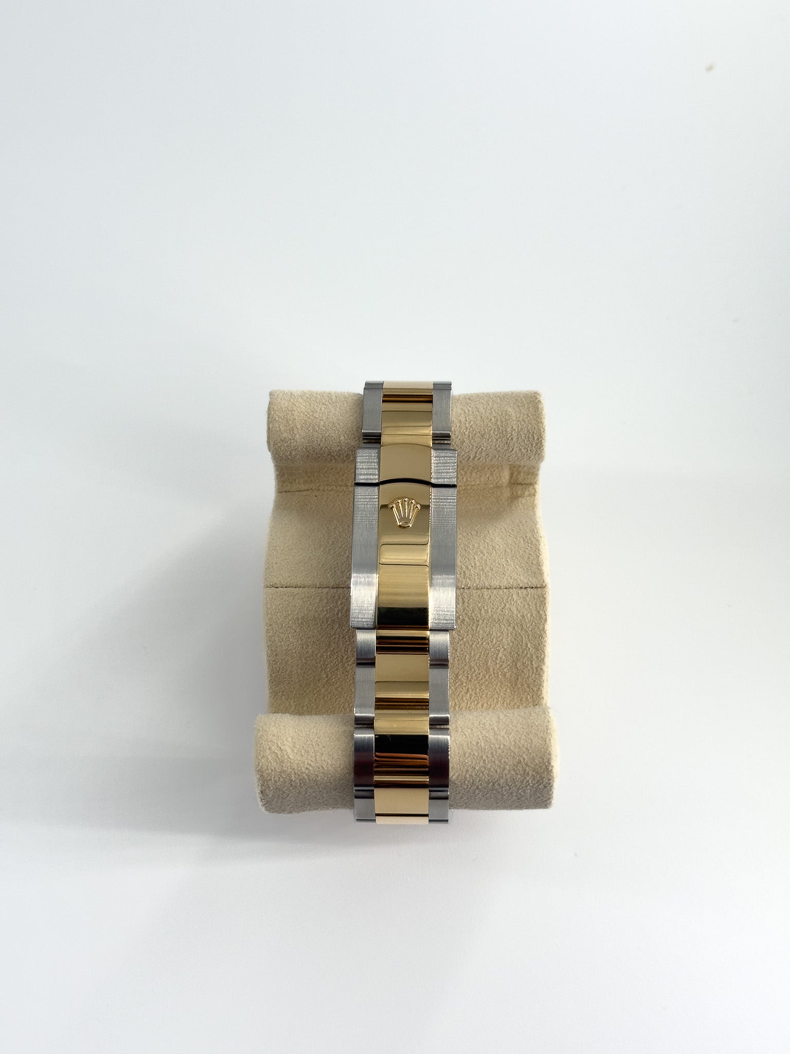 Rolex Datejust 41 Steel Yellow Gold Silver Dial Oyster 126333