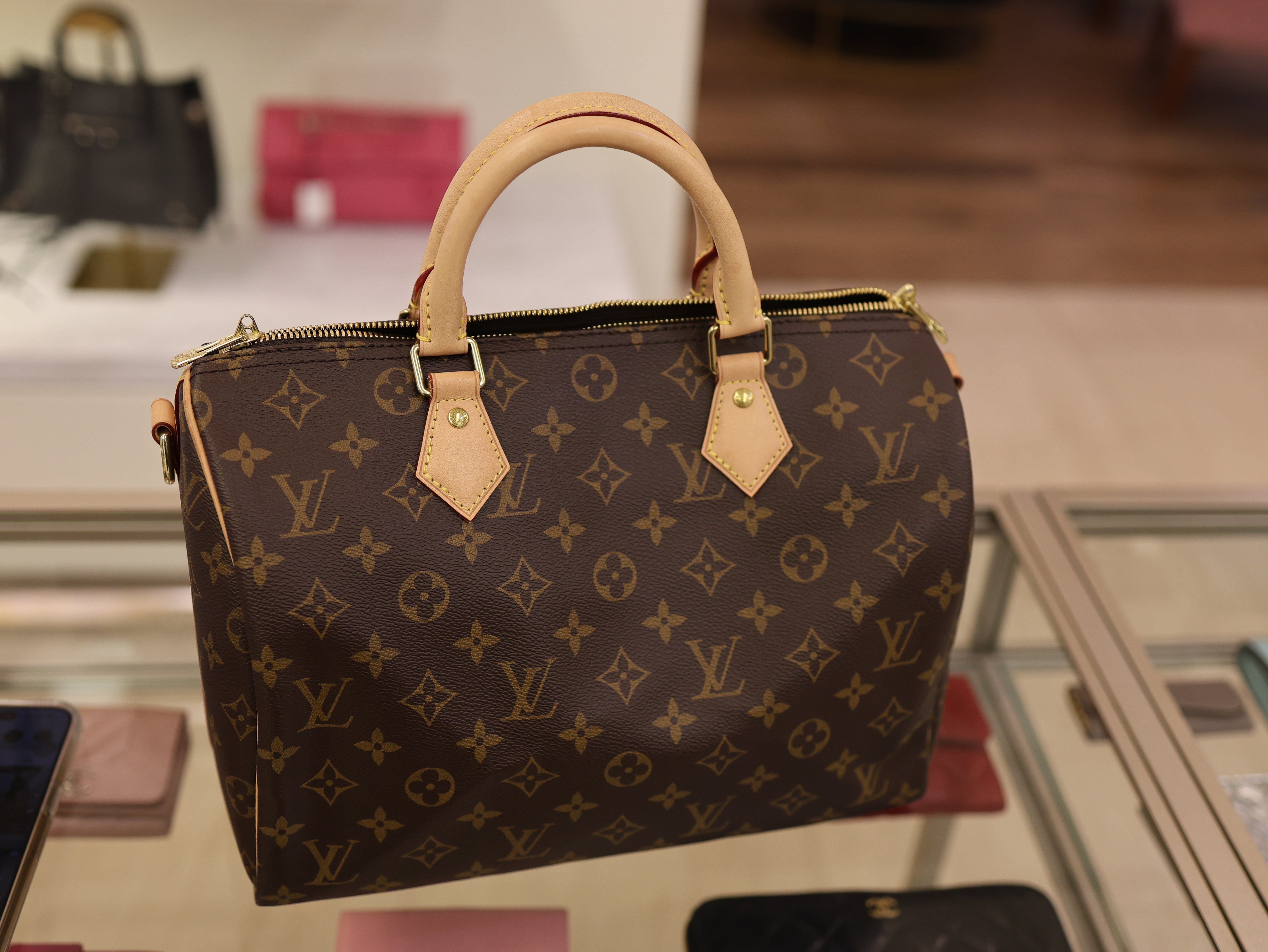 Louis Vuitton  Monogram Speedy Bandouliere 30