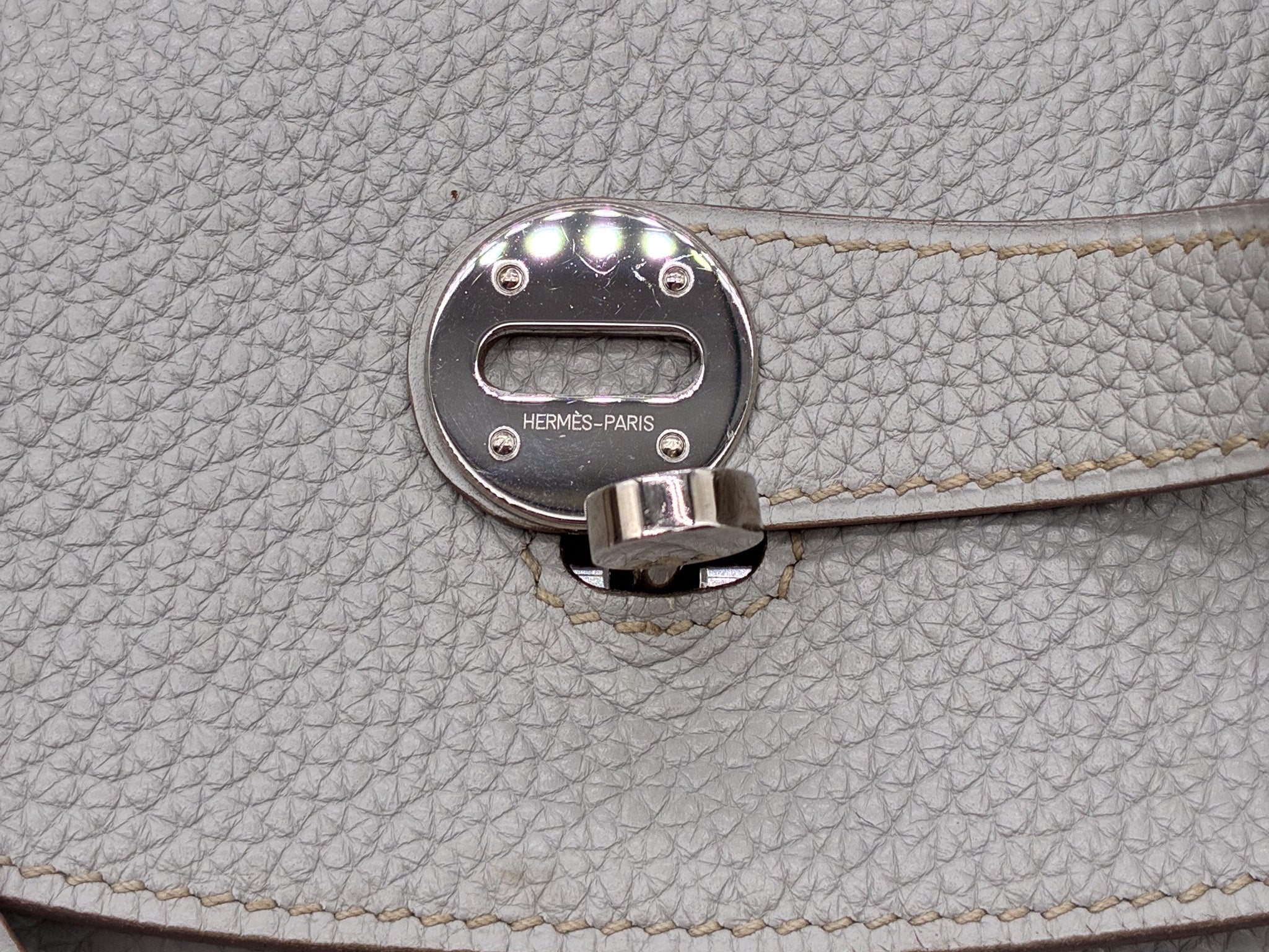 Hermes 34cm Gris Perle Clemence Leather Palladium Plated Lindy Bag