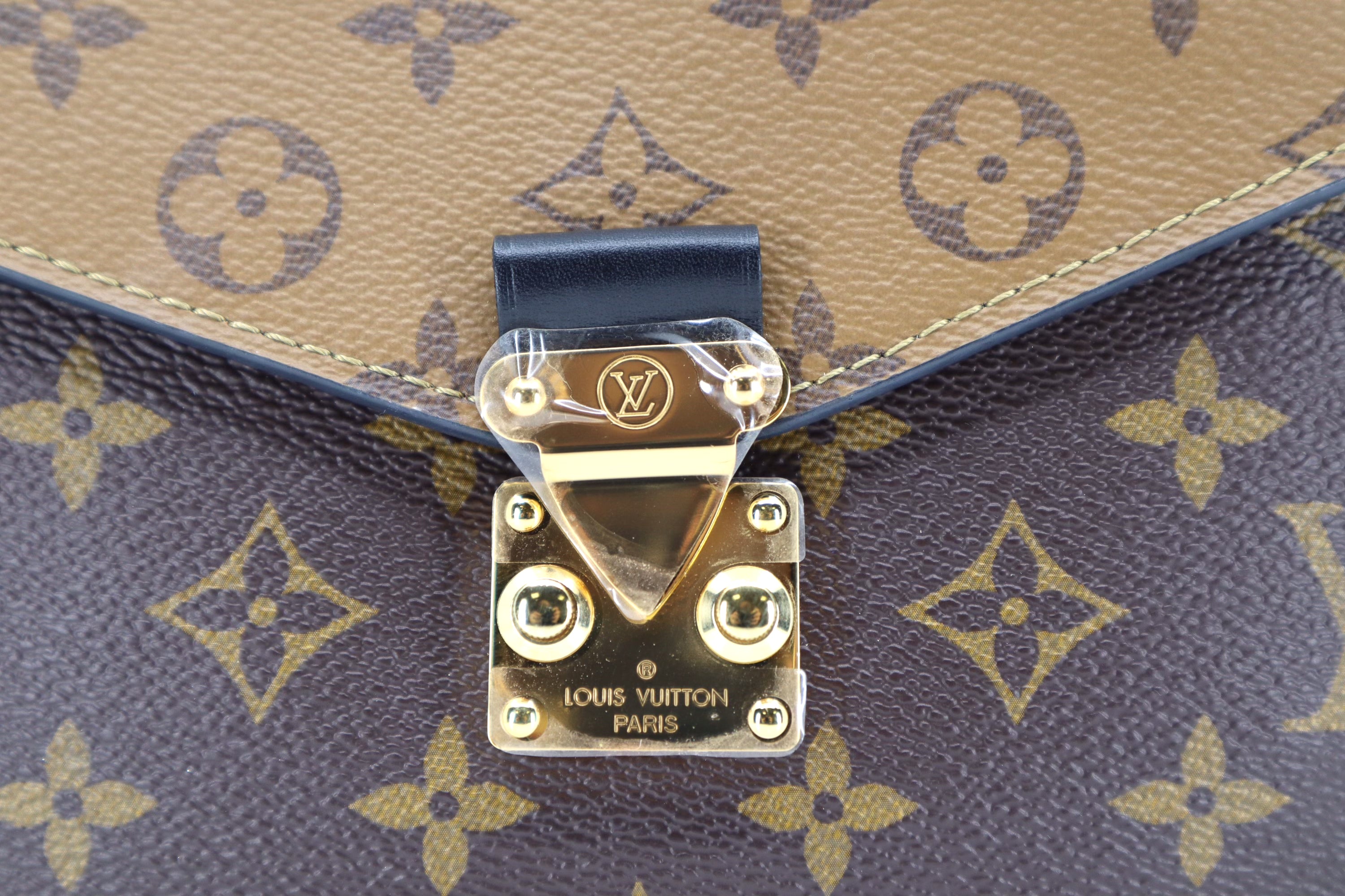 Louis Vuitton Pochette Métis