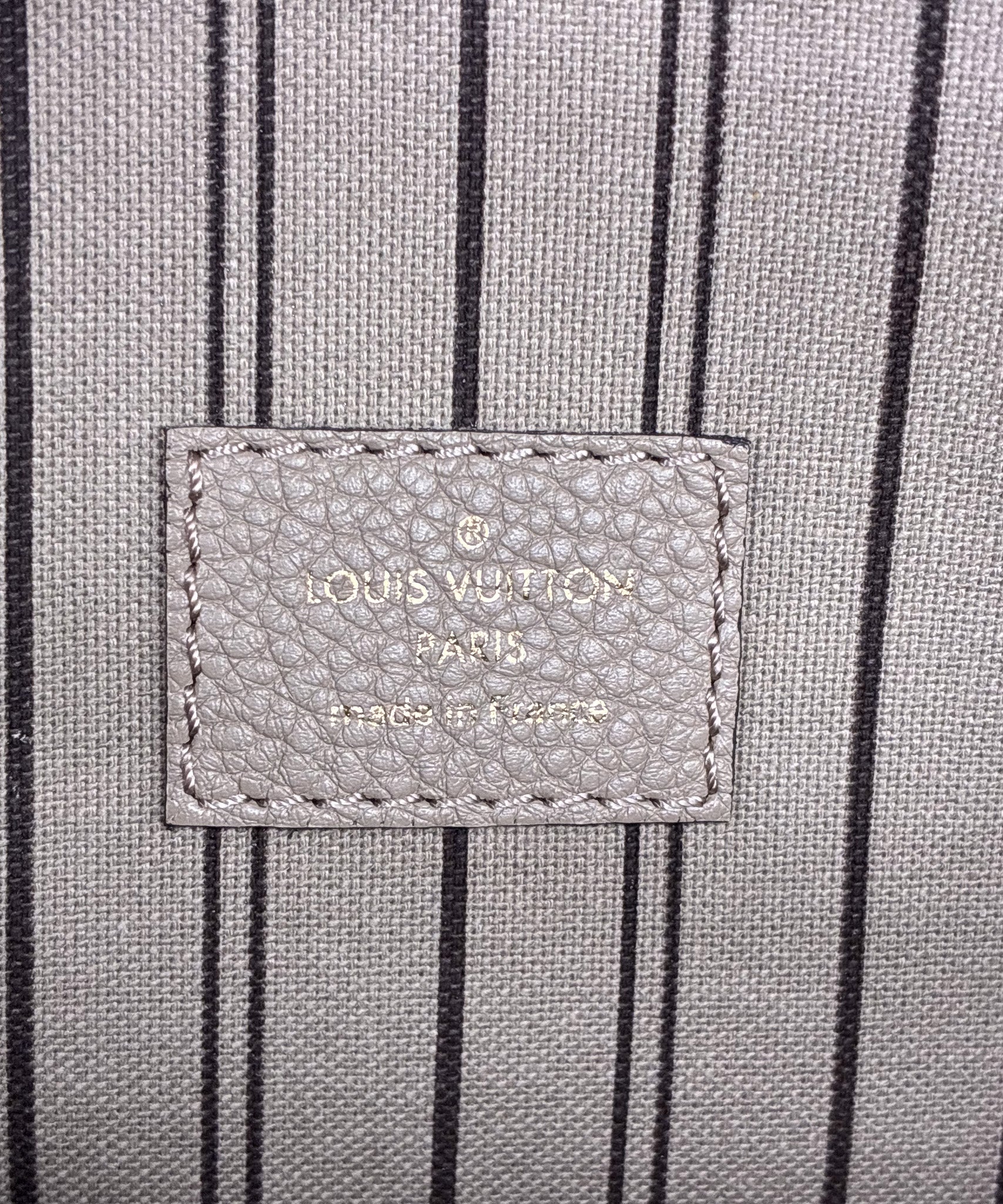 Louis Vuitton Pochette Metis Tourterelle Empreinte Leather
