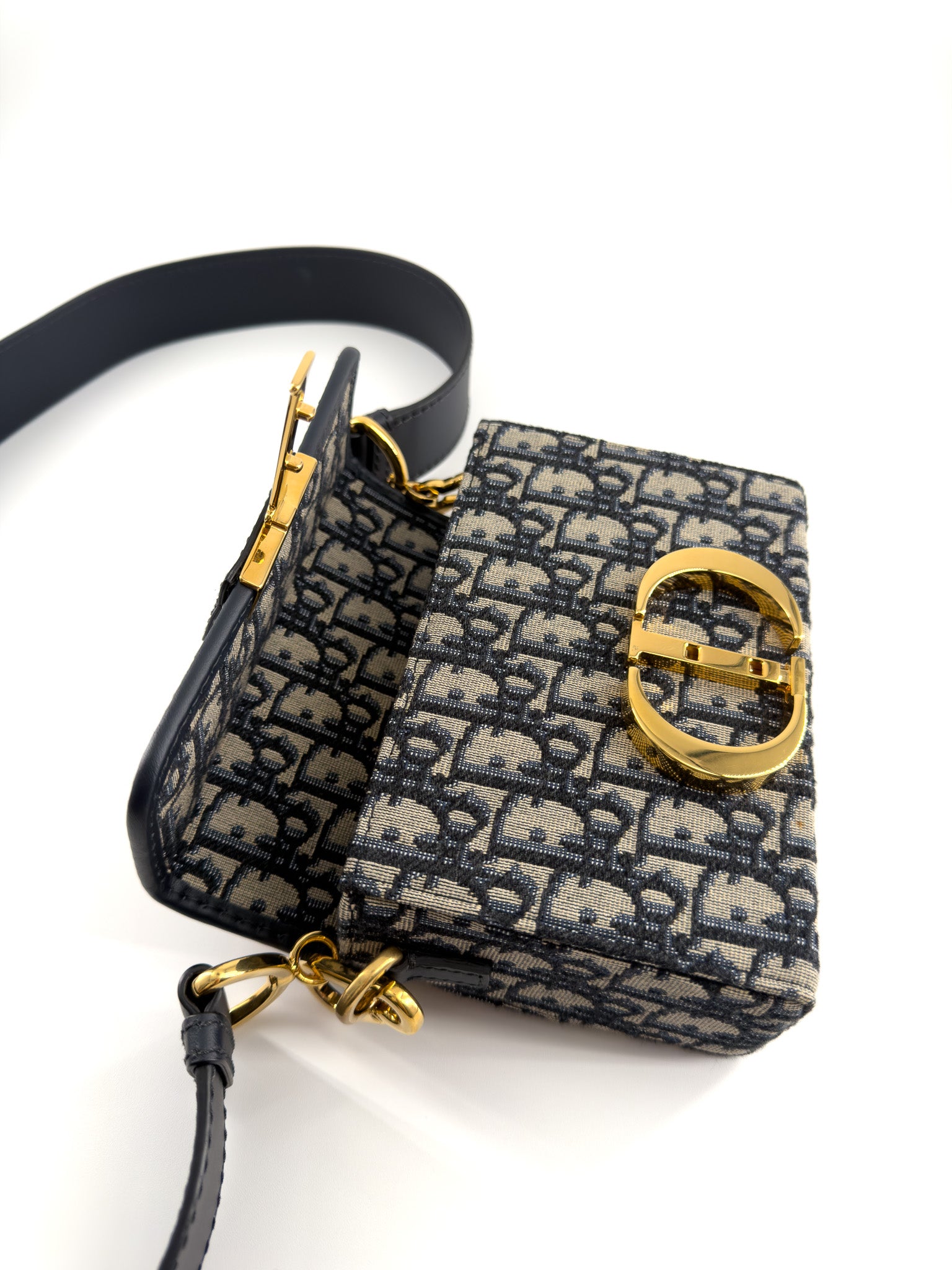 Christian Dior Oblique 30 Montaigne Crossbody Shoulder Bag