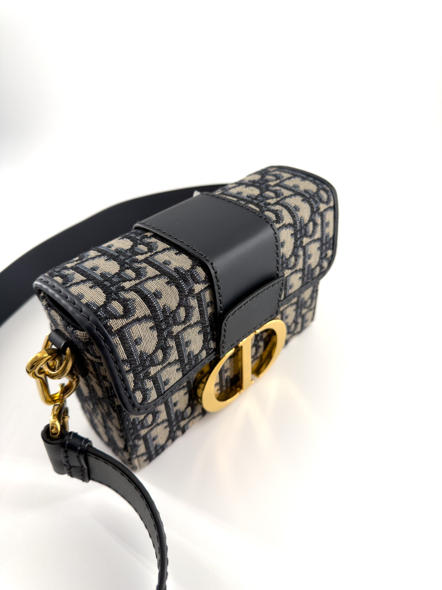 Christian Dior Oblique 30 Montaigne Crossbody Shoulder Bag