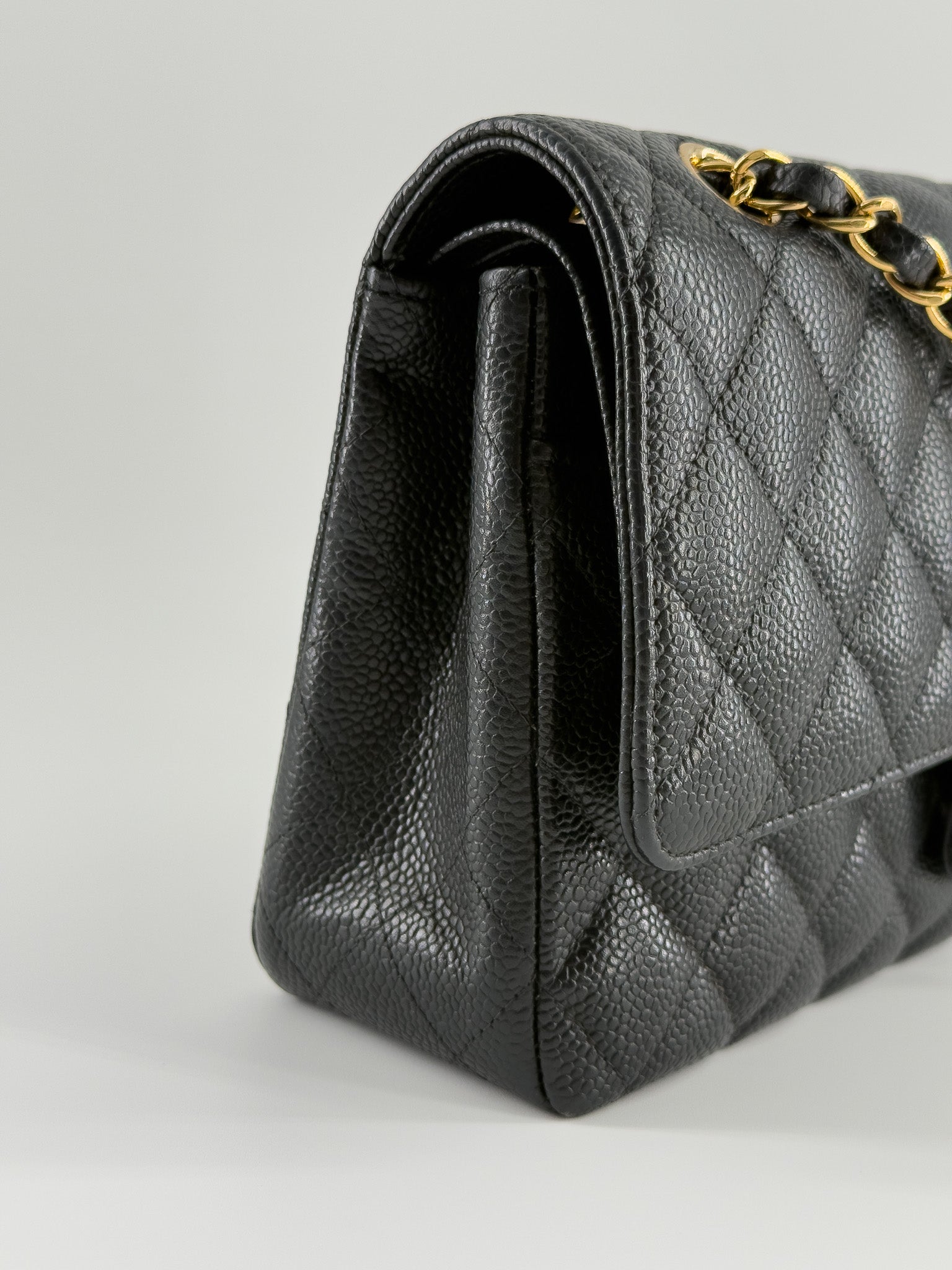 Chanel Caviar Medium Double Flap Black GHW