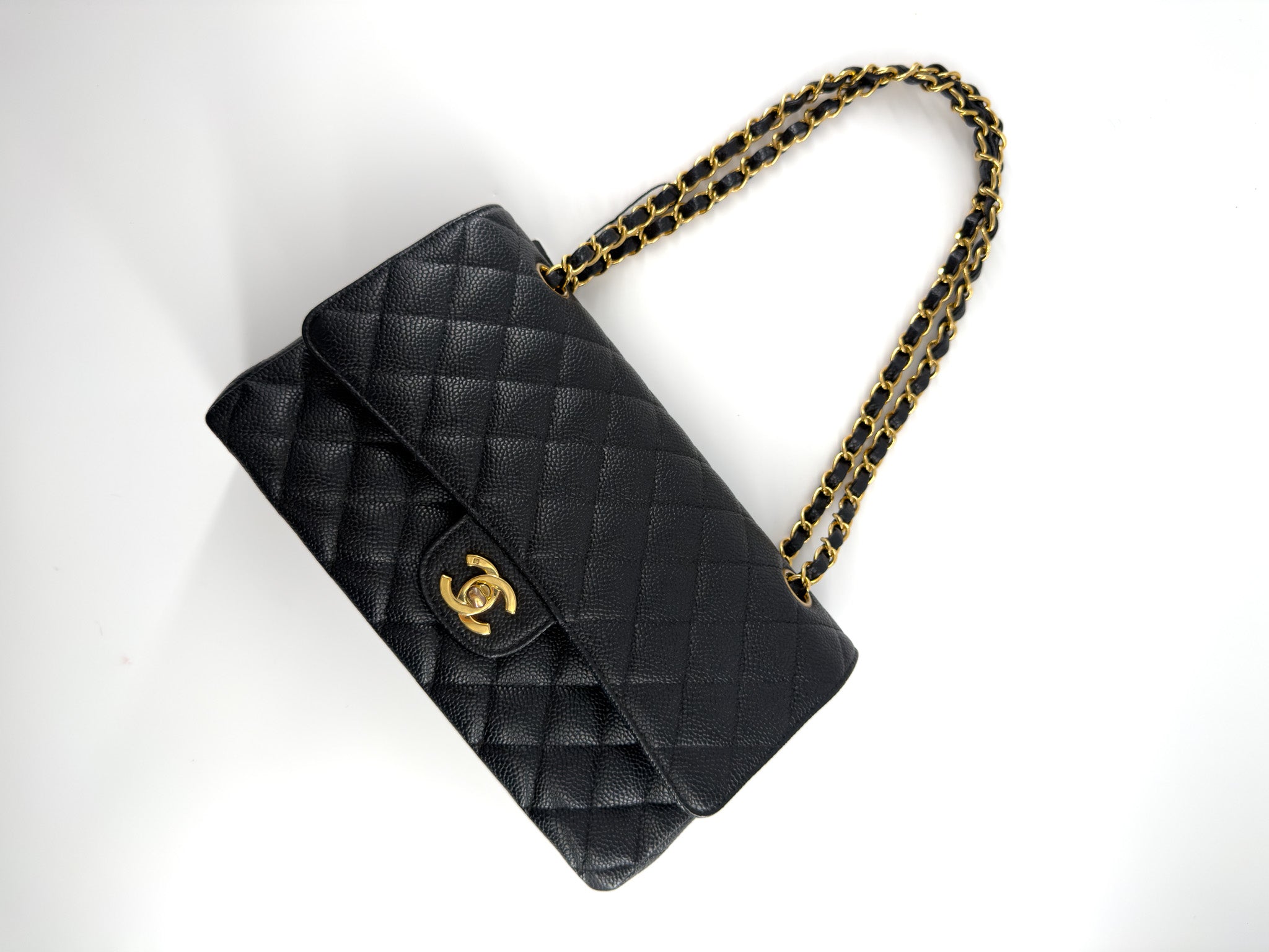 Chanel Caviar Medium Double Flap Black GHW