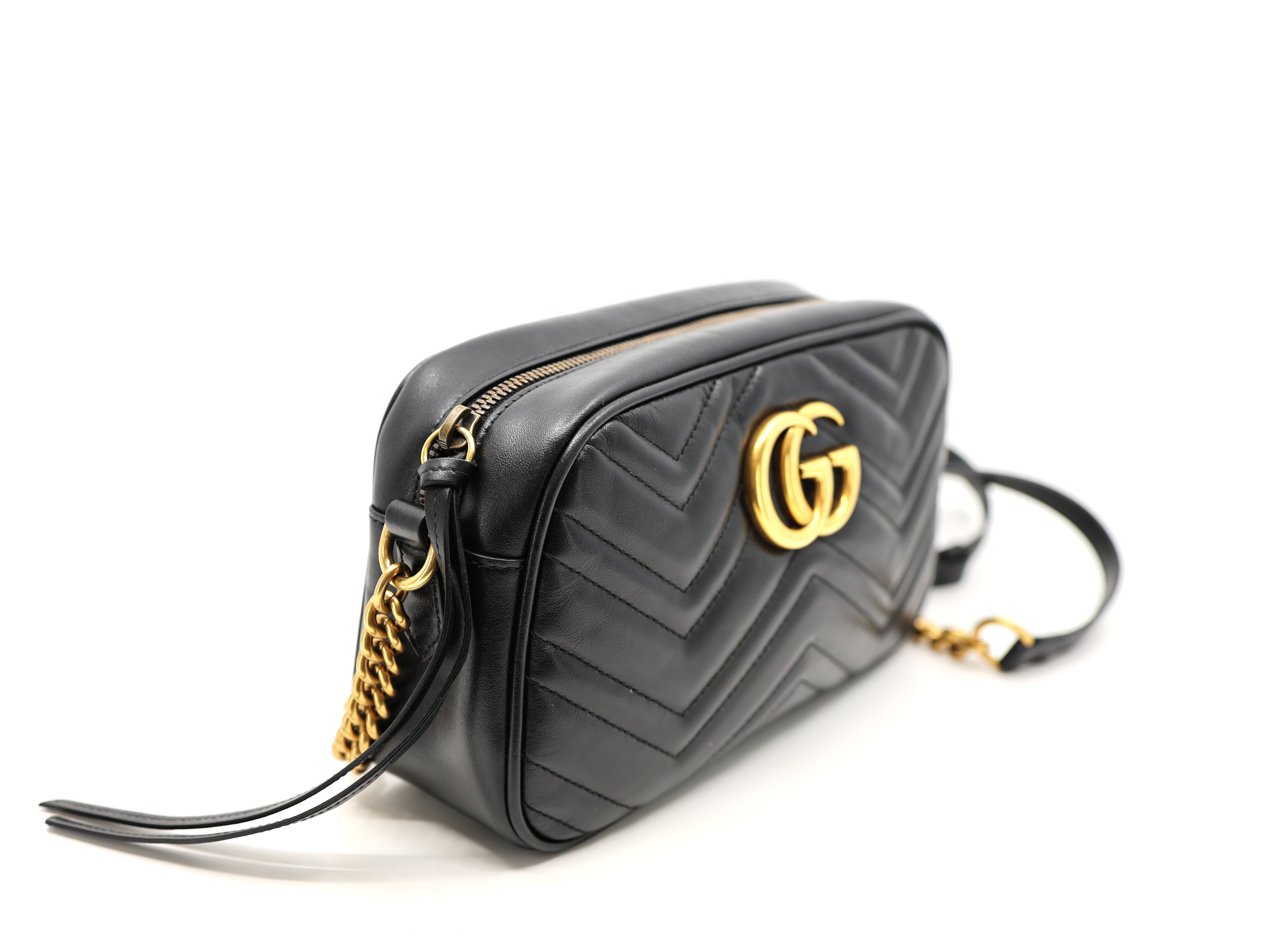 Gucci GG Marmont Chain Shoulder Bag Black  Calfskin Matelasse Small