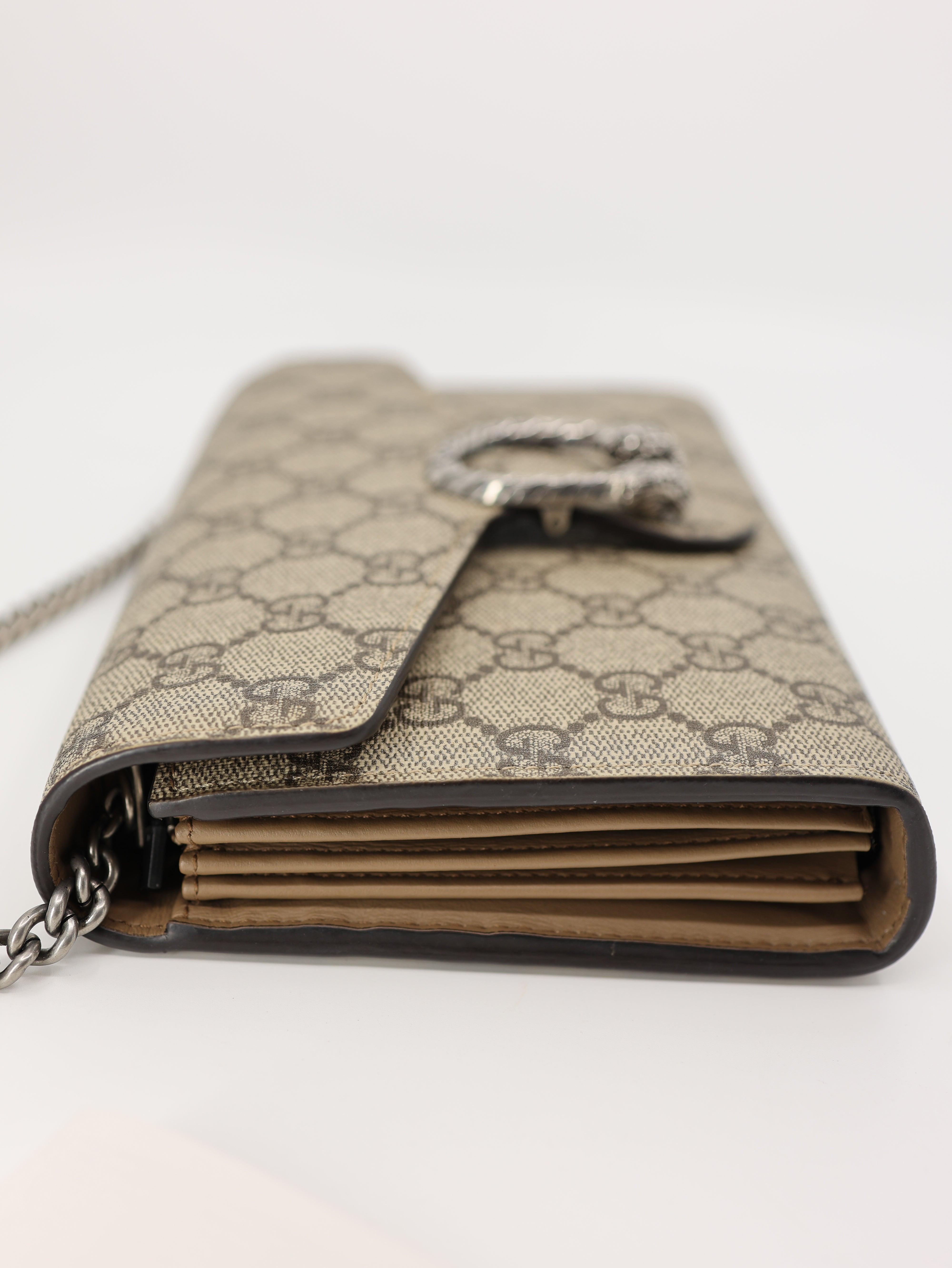 Gucci Dionysus GG Supreme chain wallet Beige