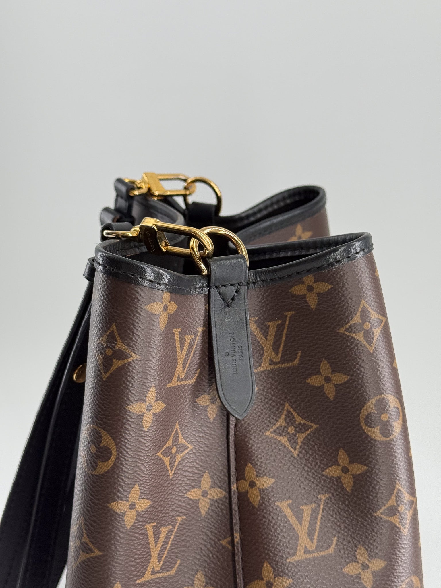 Louis Vuitton Monogram Neonoe MM Black