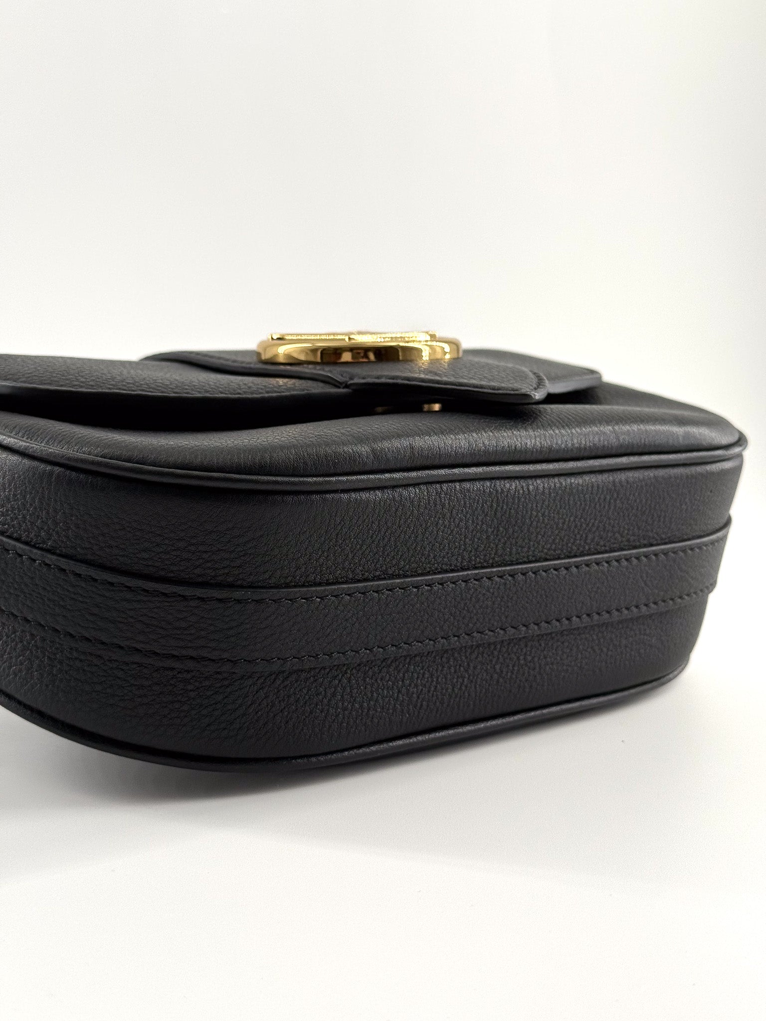 Louis Vuitton Black Calfskin Leather LV Pont 9 Soft MM Bag