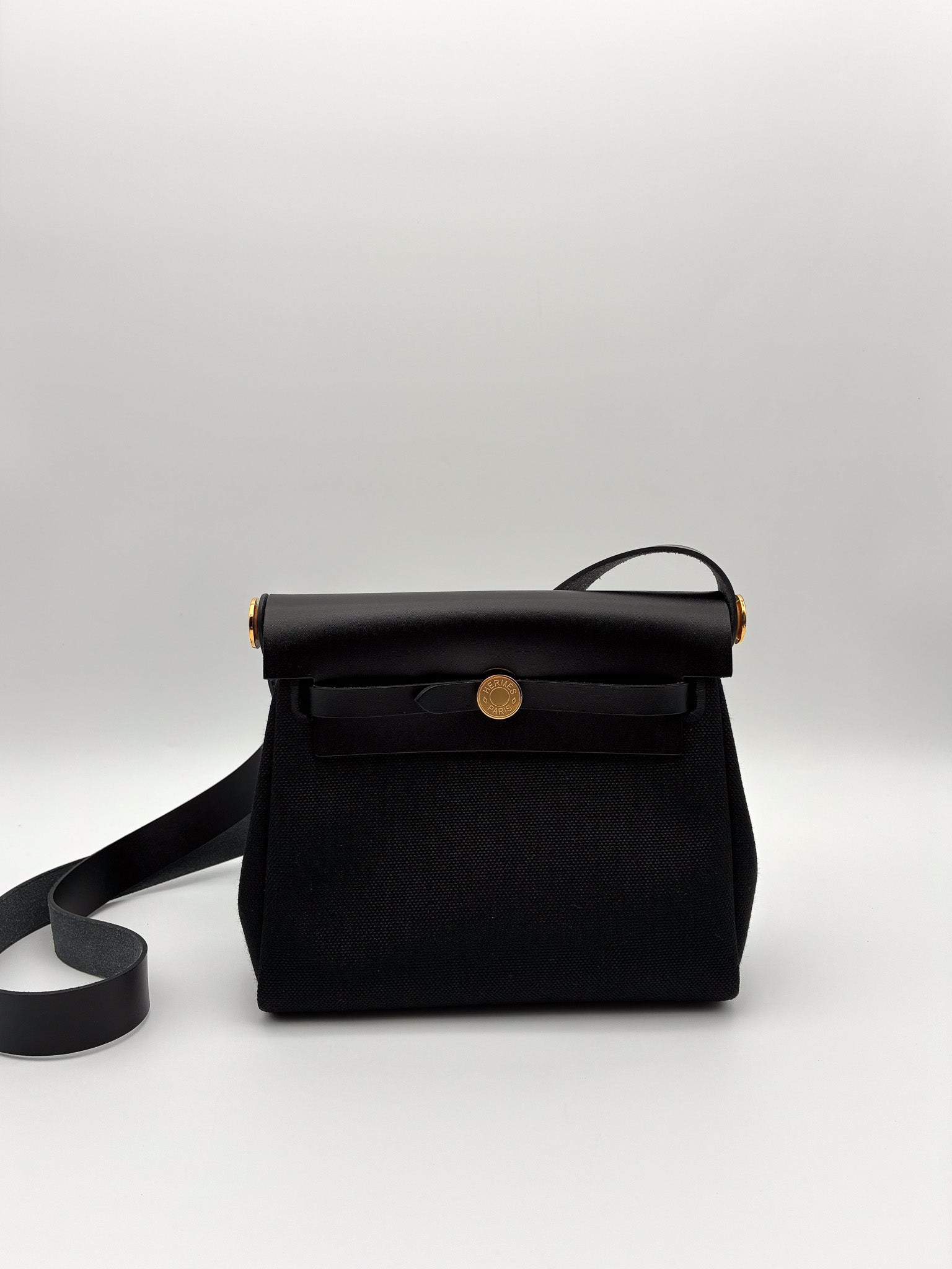 Hermes Herbag Zip 20 bag Noir Gold Military Toile Vache Hunter