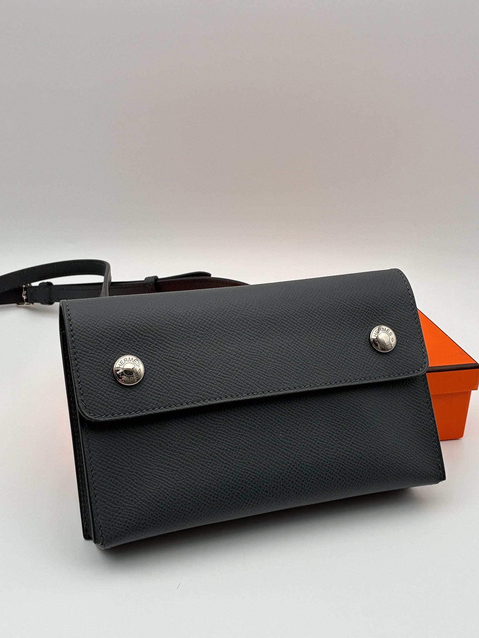 Hermes Epsom Hermesnap Wallet Gris Meyer