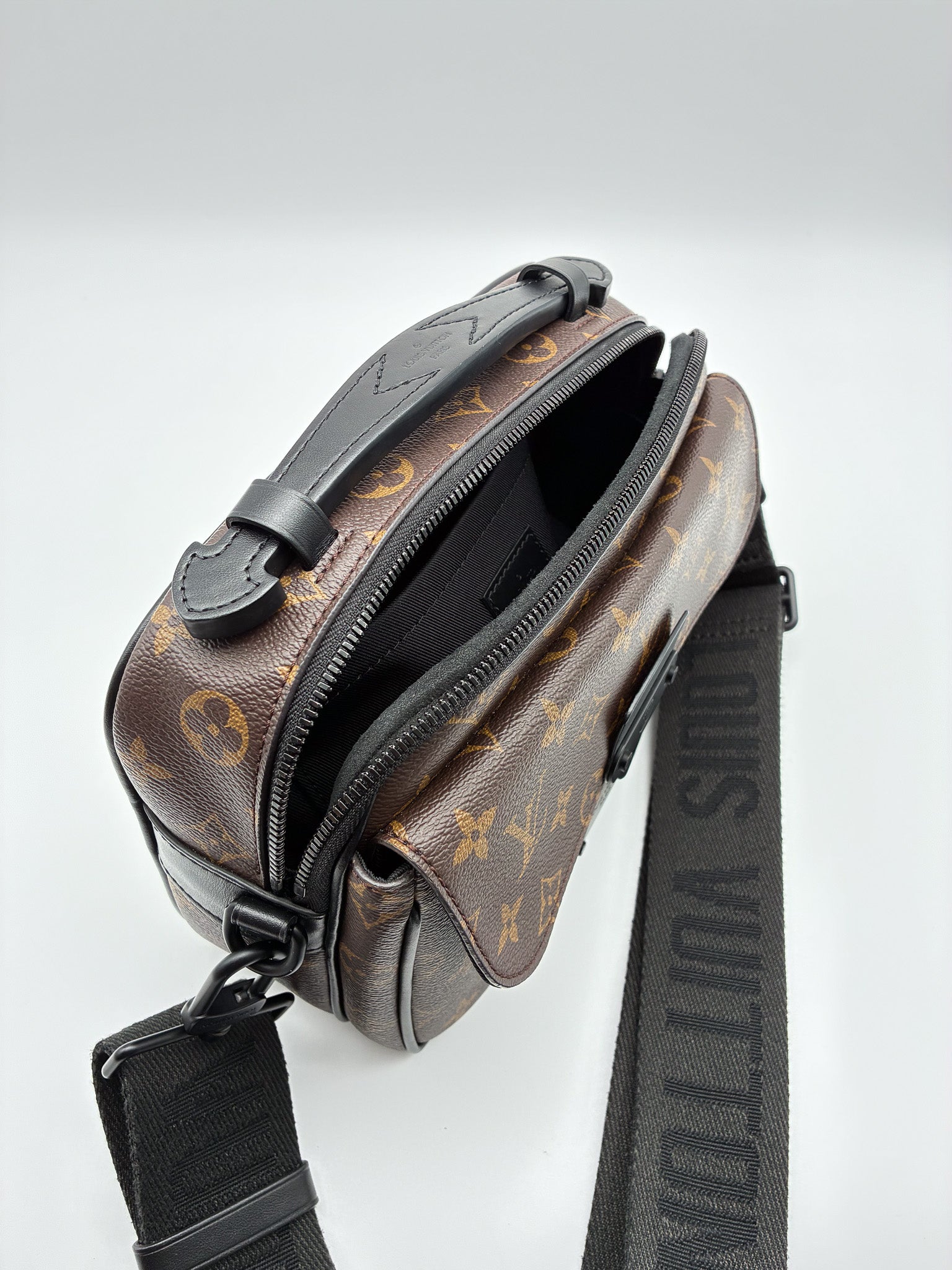 Louis Vuitton Monogram Macassar S Lock Messenger
