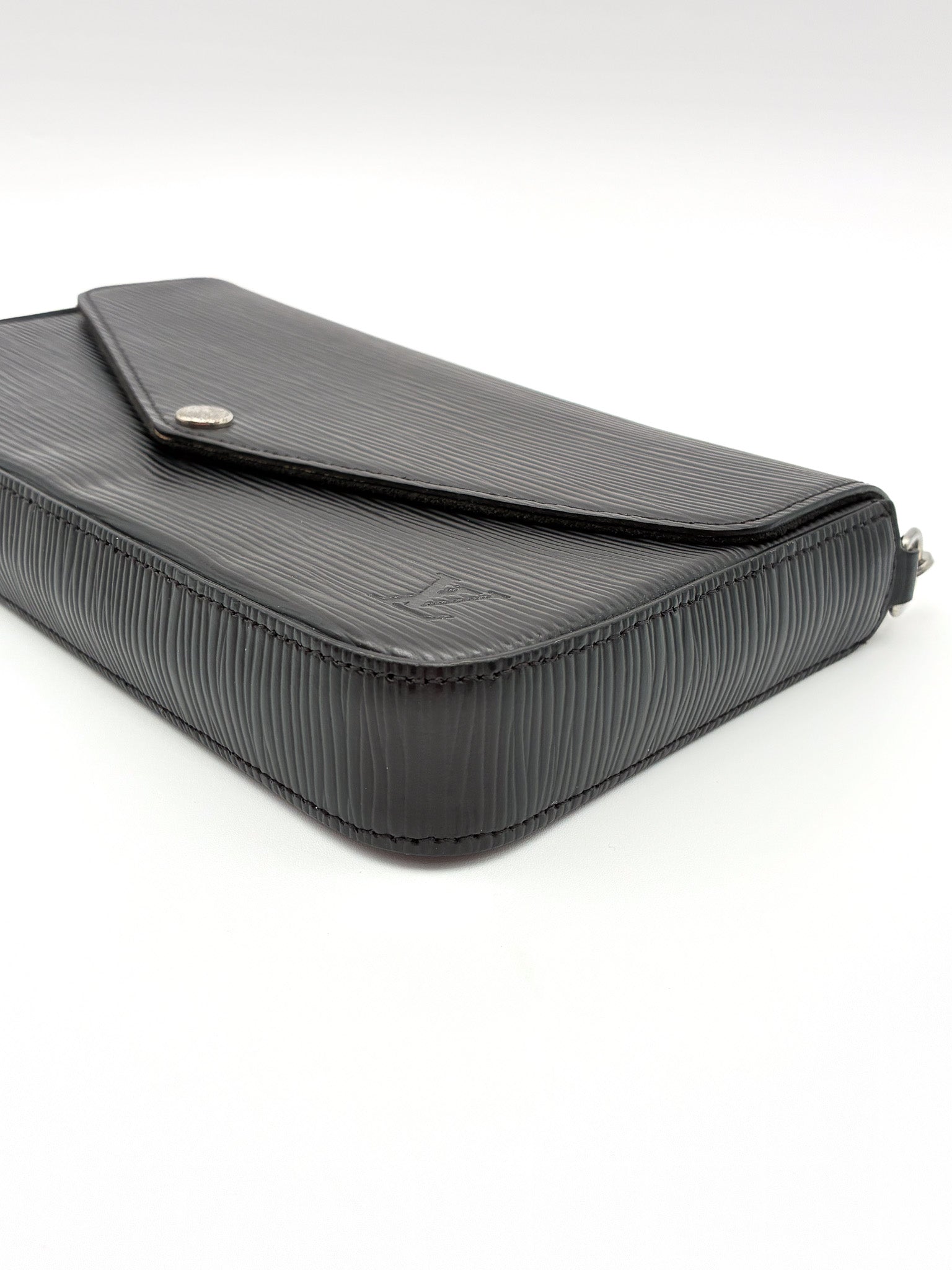 Louis Vuitton Epi Black Felicie Pochette