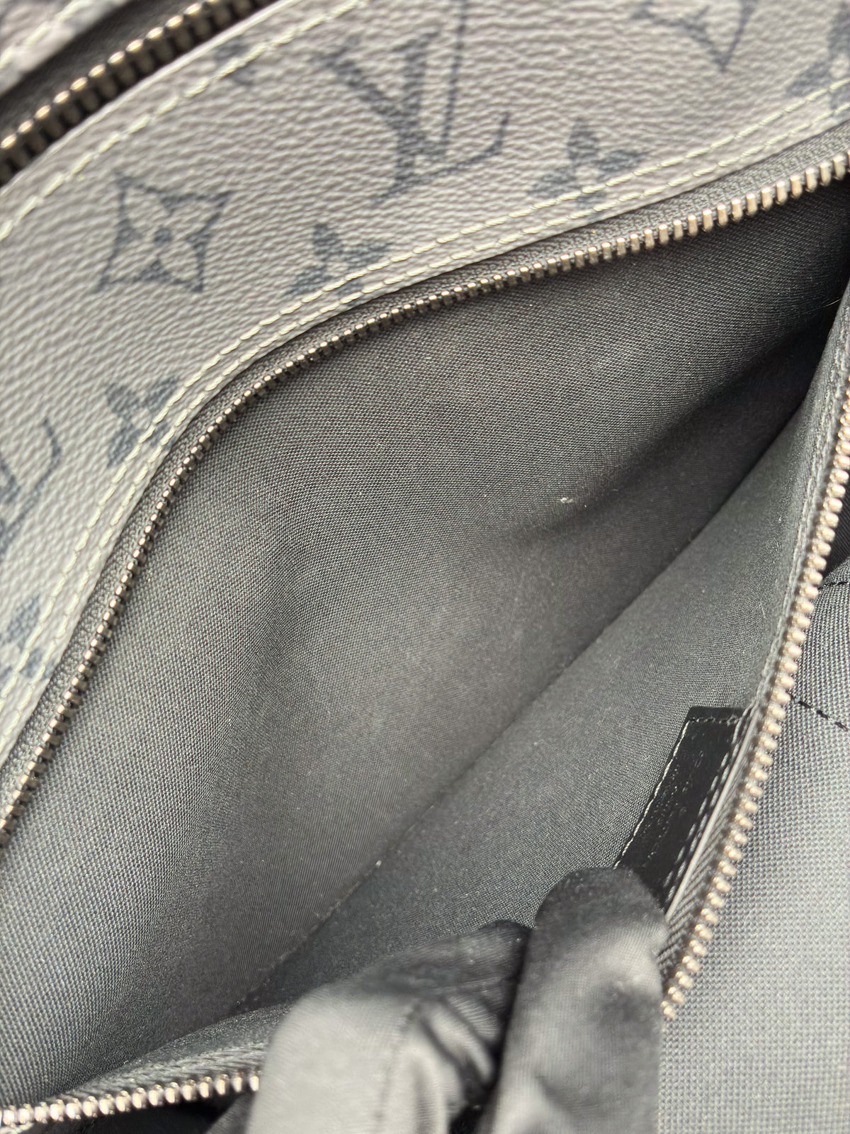 Louis Vuitton Zippe Top Handle GM Reverse Eclipse