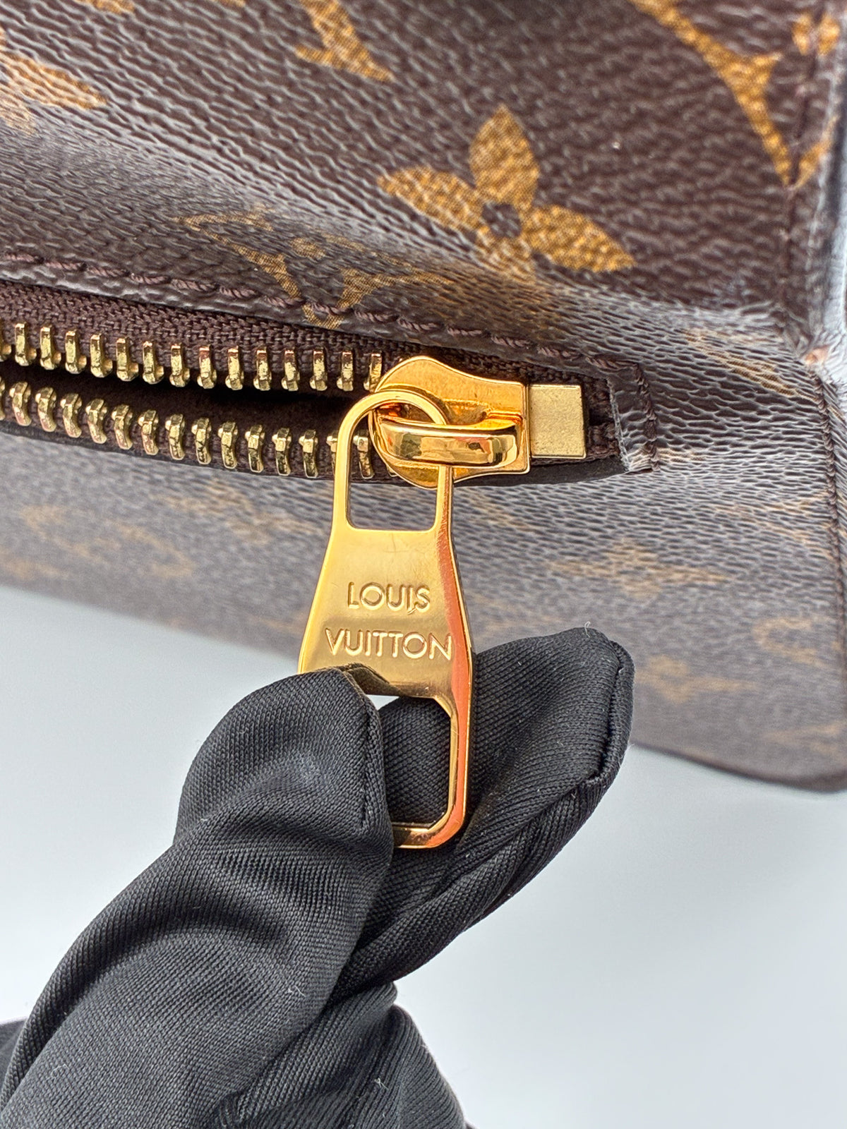 Louis Vuitton Pochette Metis in monogram