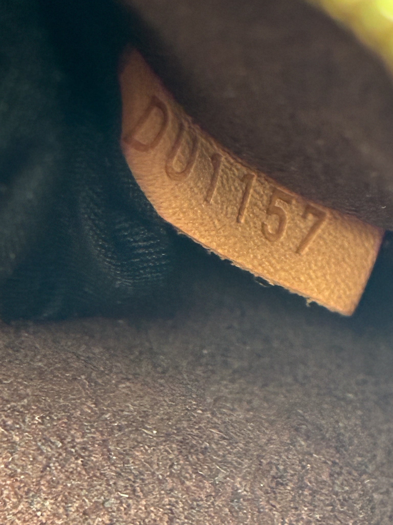 Louis Vuitton Pochette Metis in monogram