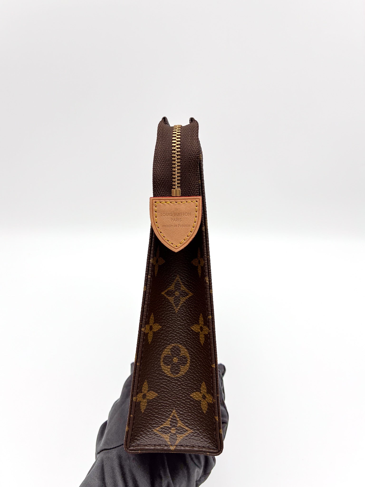 Louis Vuitton Toiletry 26 Pouch Monogram