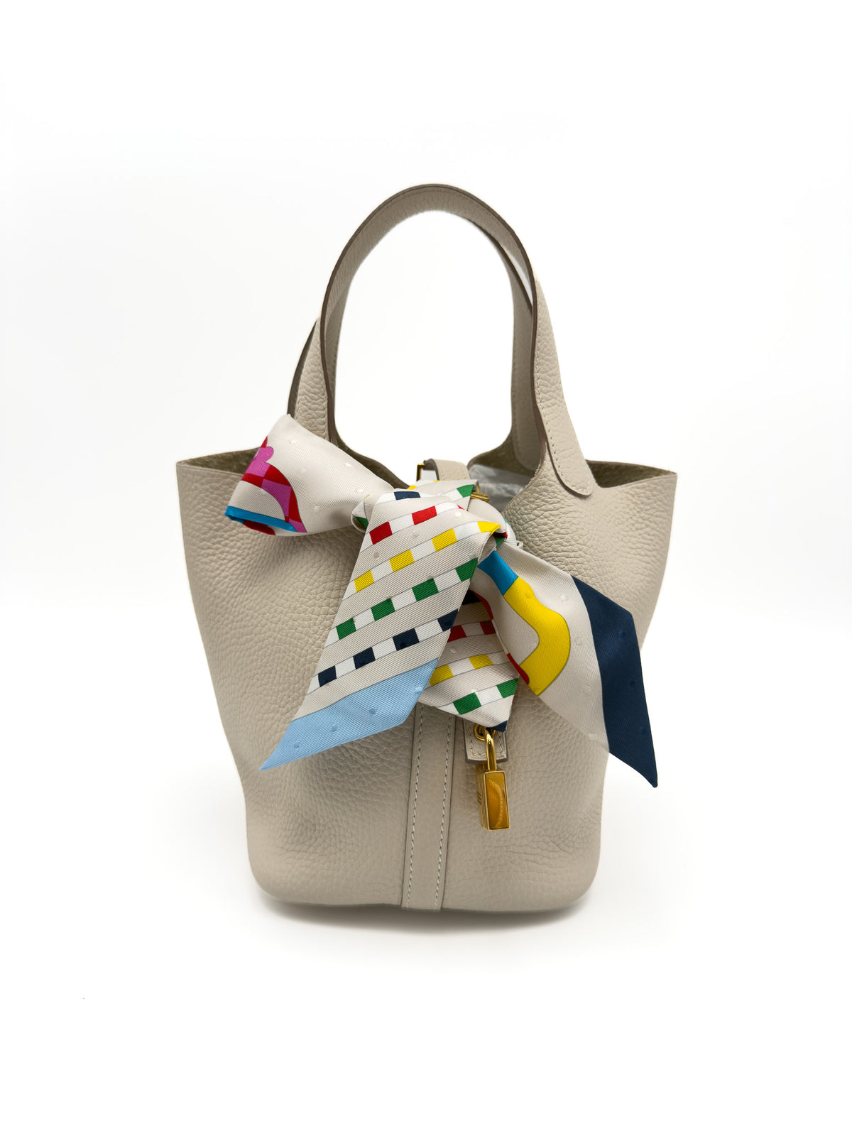 Hermes Picotin Clemence Lock 18 in light craie