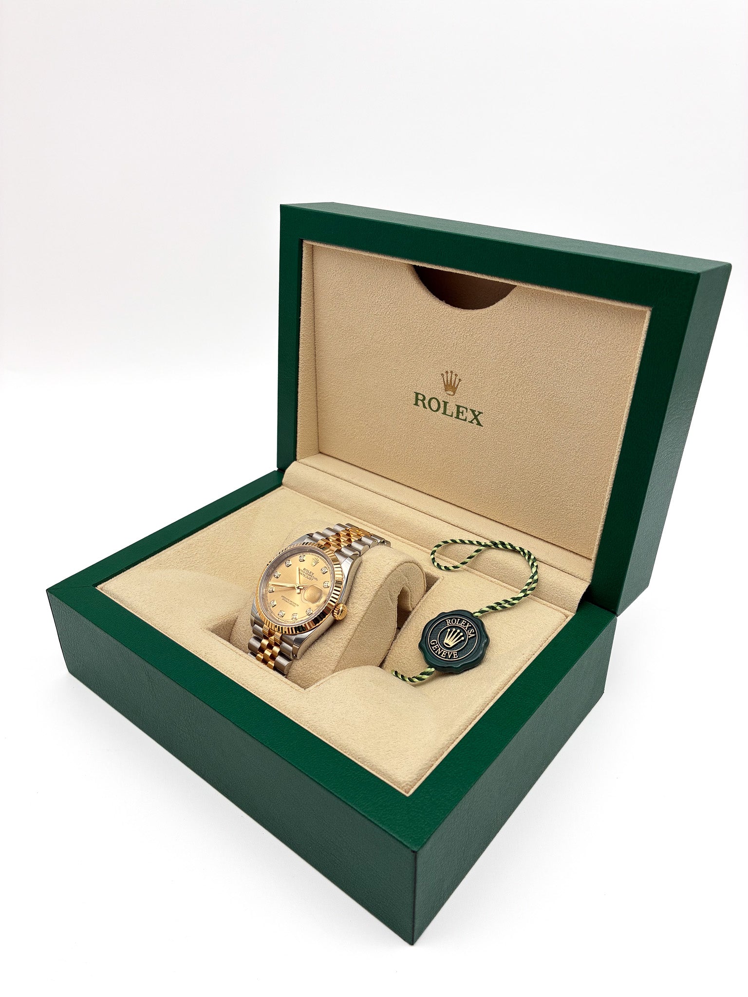 Rolex Datejust Two-Toned YellowGold fluted bezel 36mm jubilee bracelet