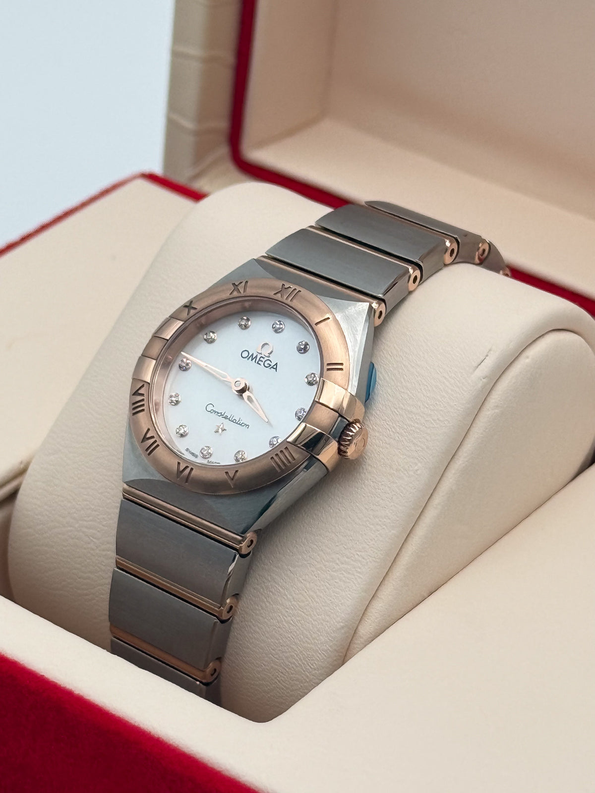 Omega Constellation 28 mm