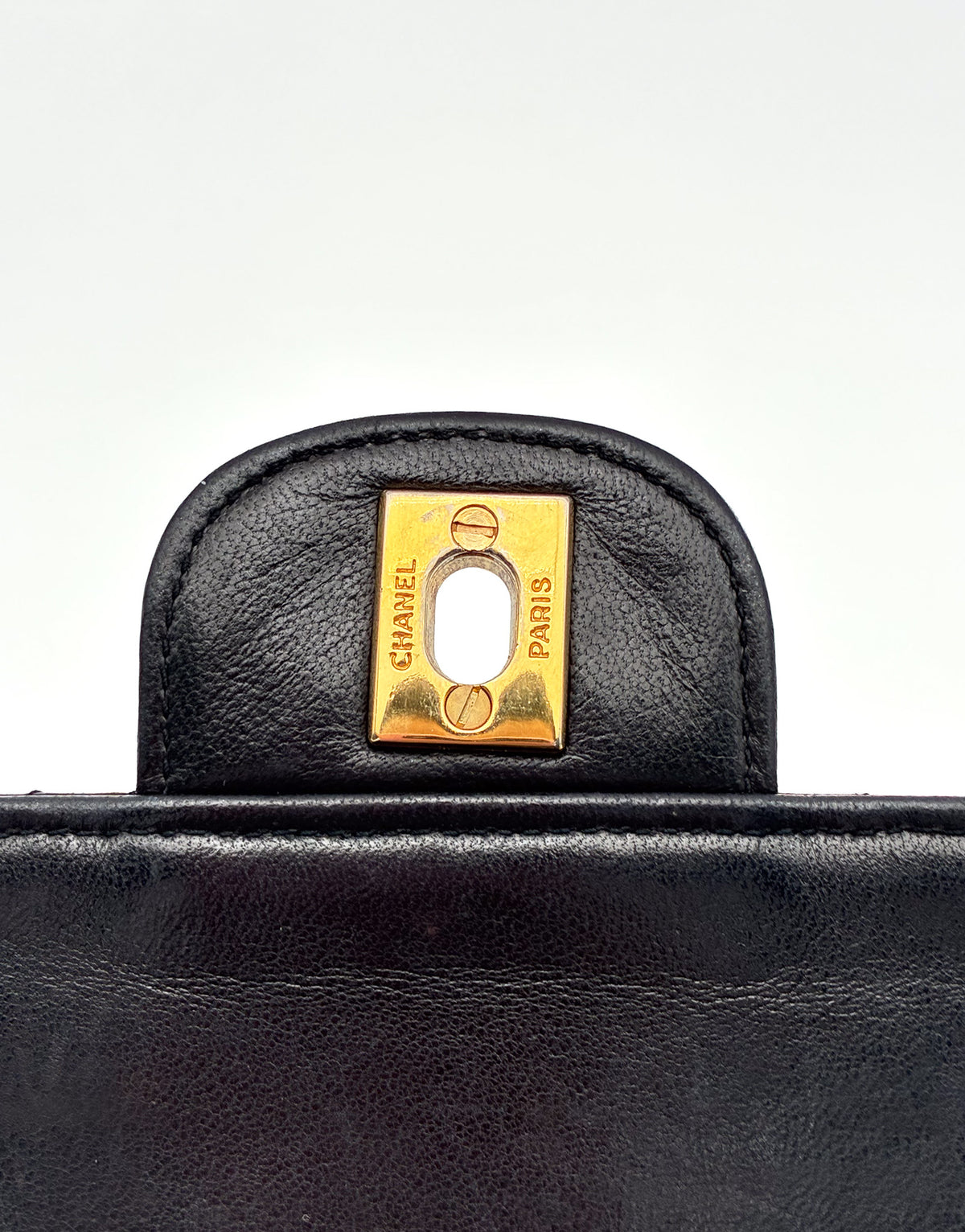 Chanel Vintage Classic Double Flap Medium lambskin