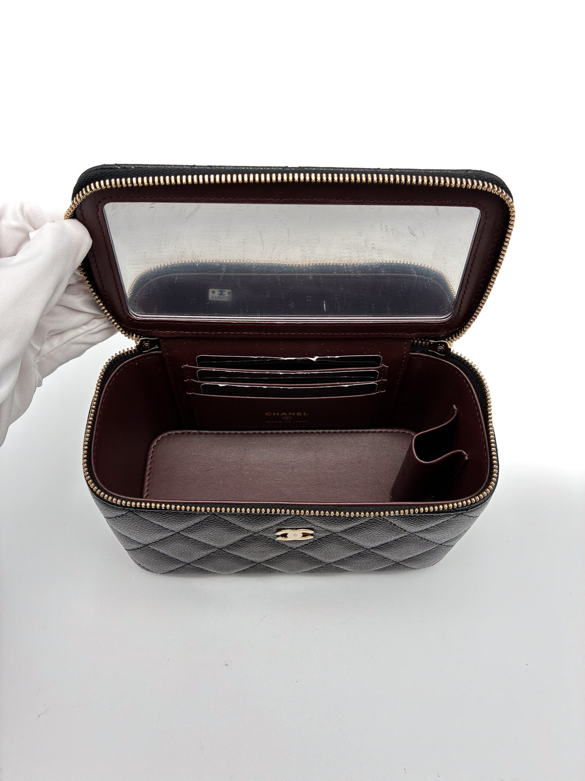 Chanel Vanity Caviar SHW