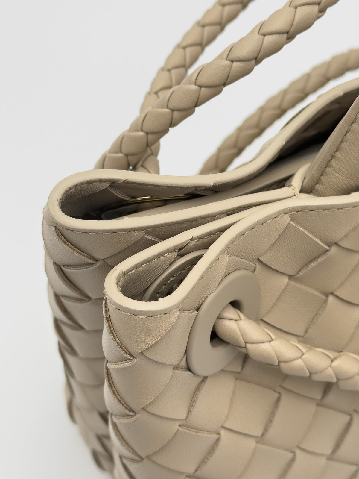 Bottega Veneta Andiamo Bag Small Ecru