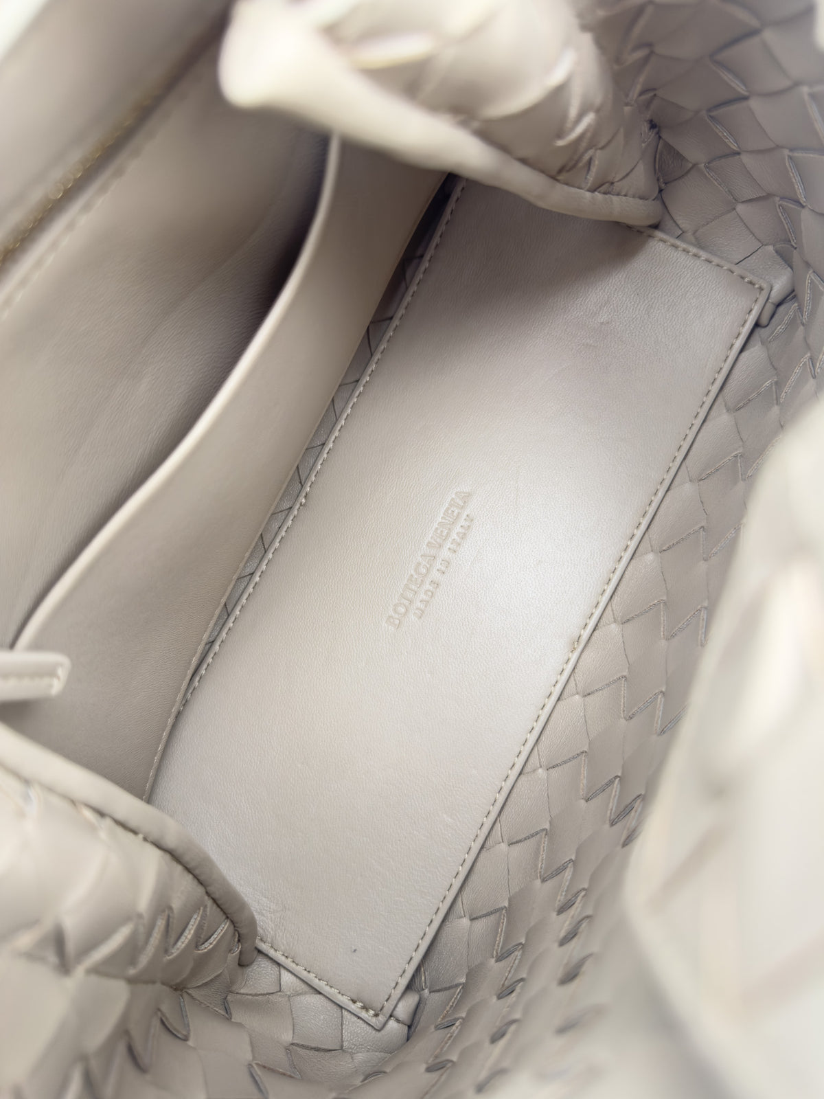 Bottega Veneta Andiamo Bag Small Ecru