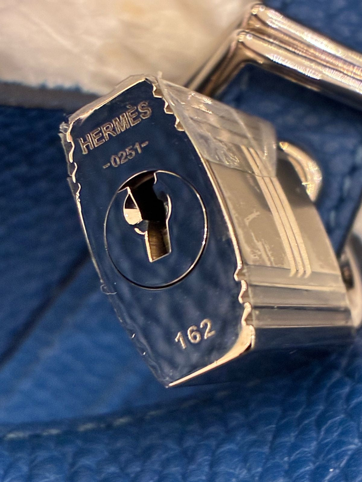 Hermes  Taurillon Clemence Picotin Lock 22 Bleu SHW